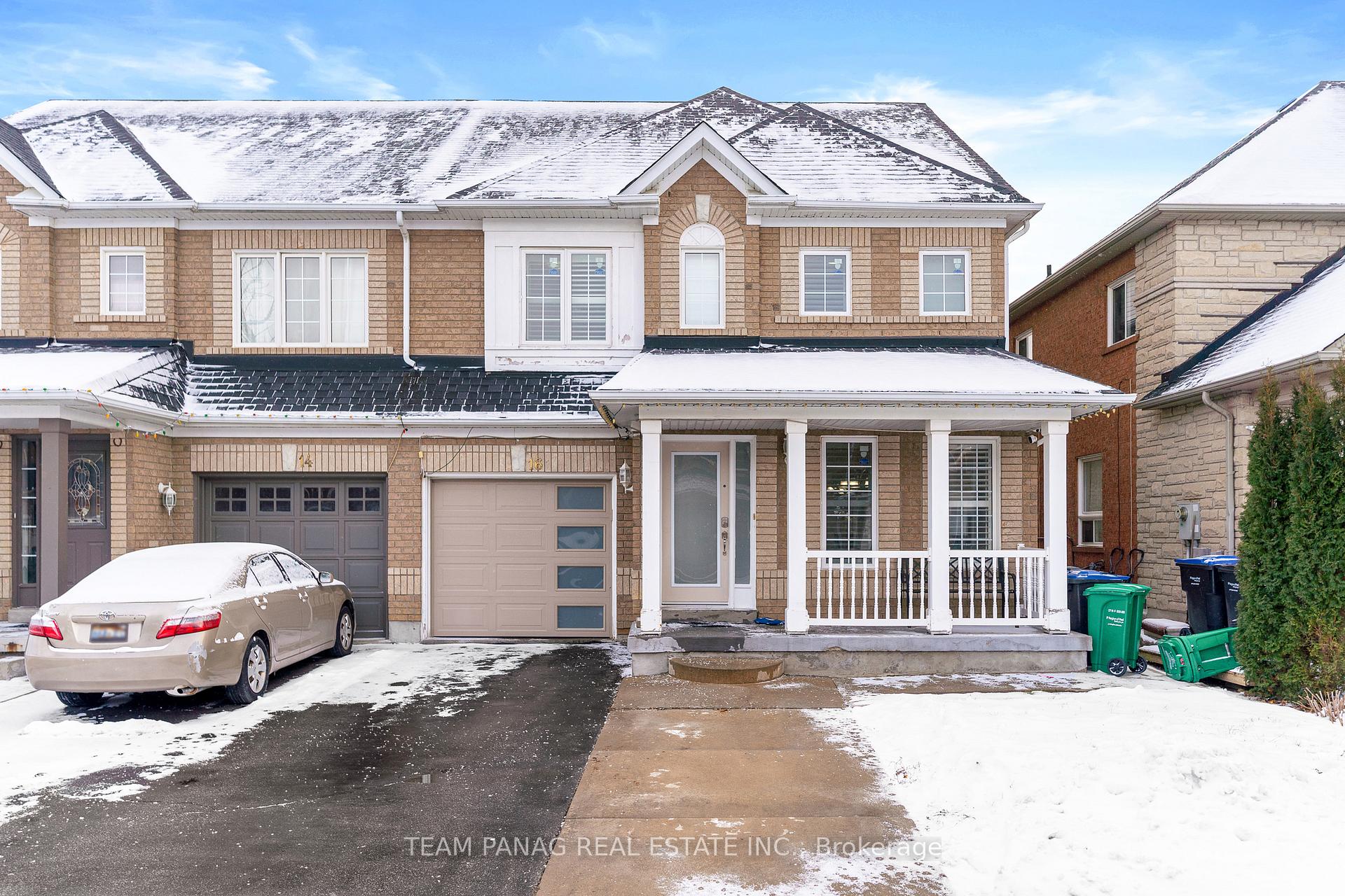 Front of 16 Saintsbury Crescent