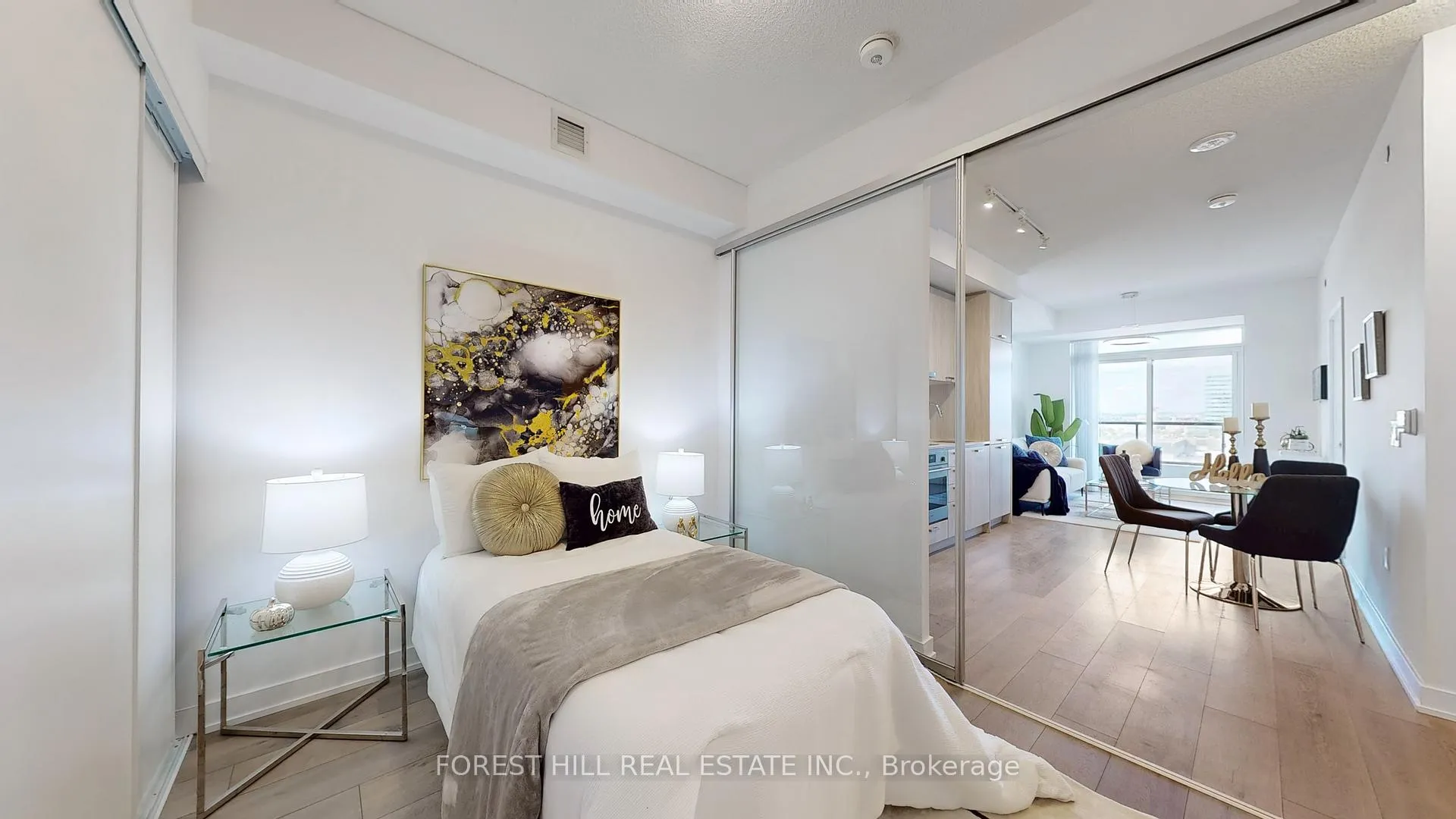 Photo 18 of Unit 818, 38 Honeycrisp Crescent, Vaughan, Vaughan Corporate Centre — HOMEH