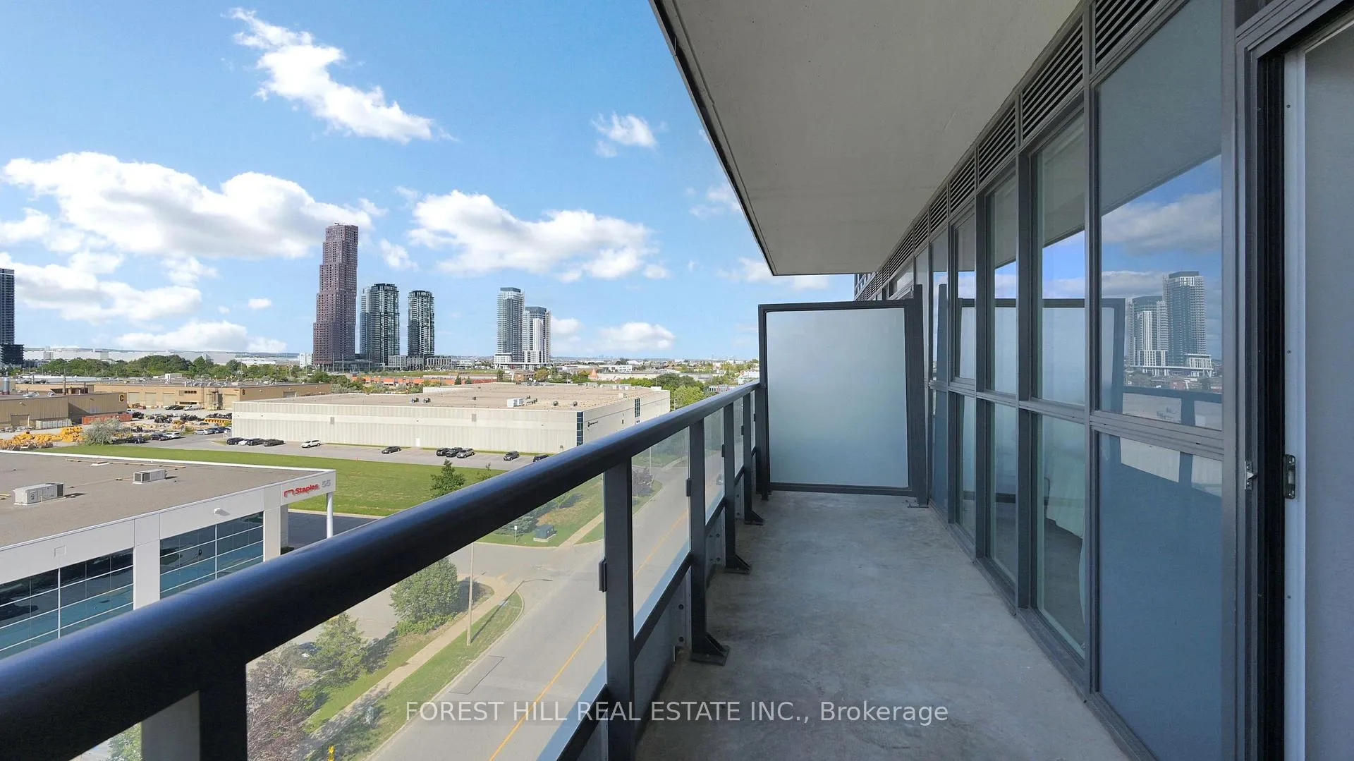 Photo 22 of Unit 818, 38 Honeycrisp Crescent, Vaughan, Vaughan Corporate Centre — HOMEH