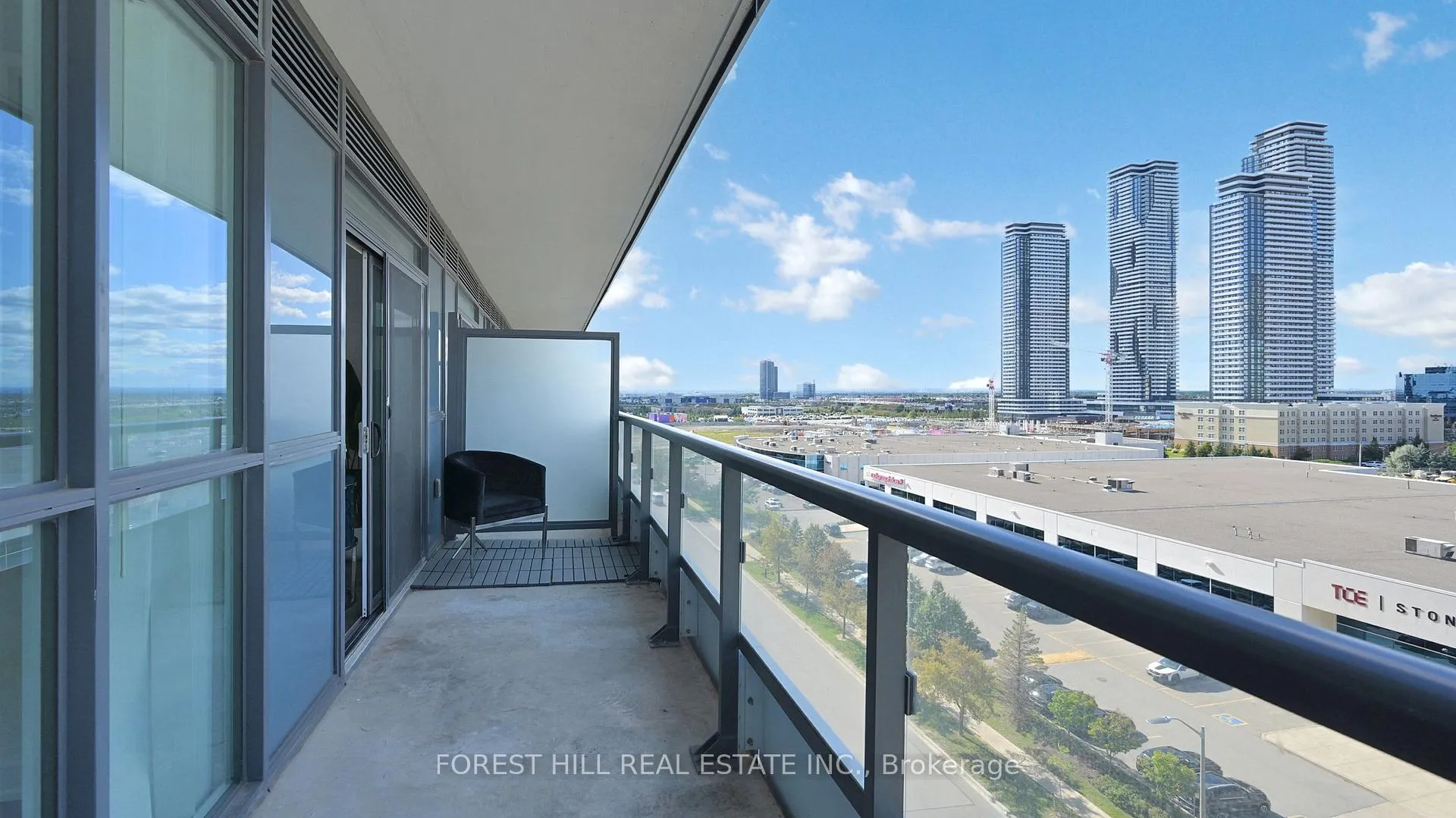 Photo 23 of Unit 818, 38 Honeycrisp Crescent, Vaughan, Vaughan Corporate Centre — HOMEH