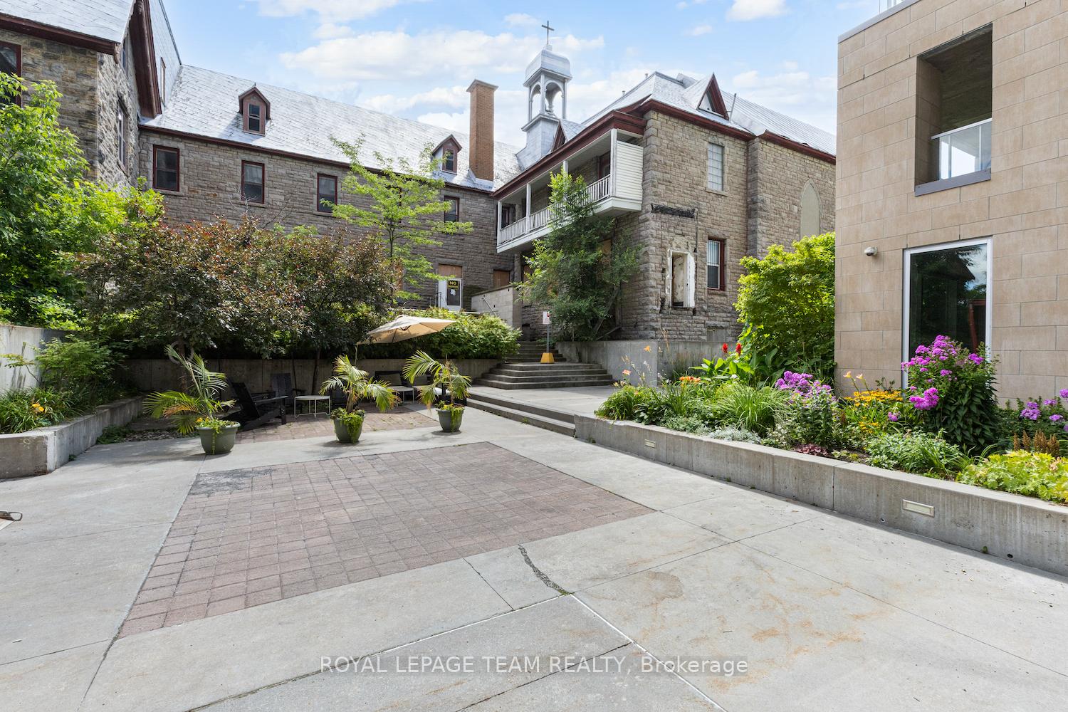 Photo 4 of Unit 502, 108 Richmond Road, Ottawa, Westboro/Hampton Park — HOMEH