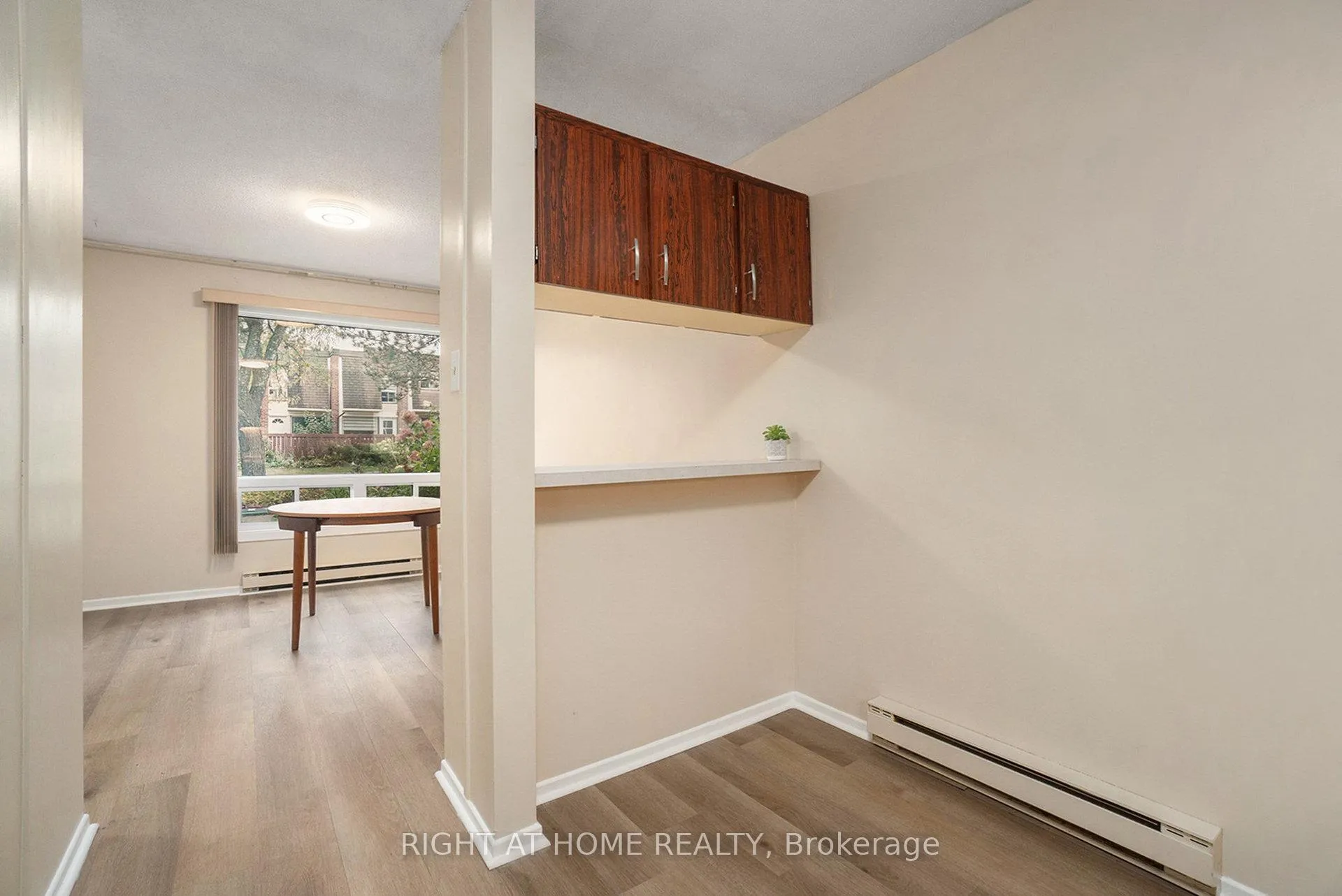 Photo 5 of Unit 59, 2939 Fairlea Crescent, Ottawa, Heron Gate/Industrial Park — HOMEH