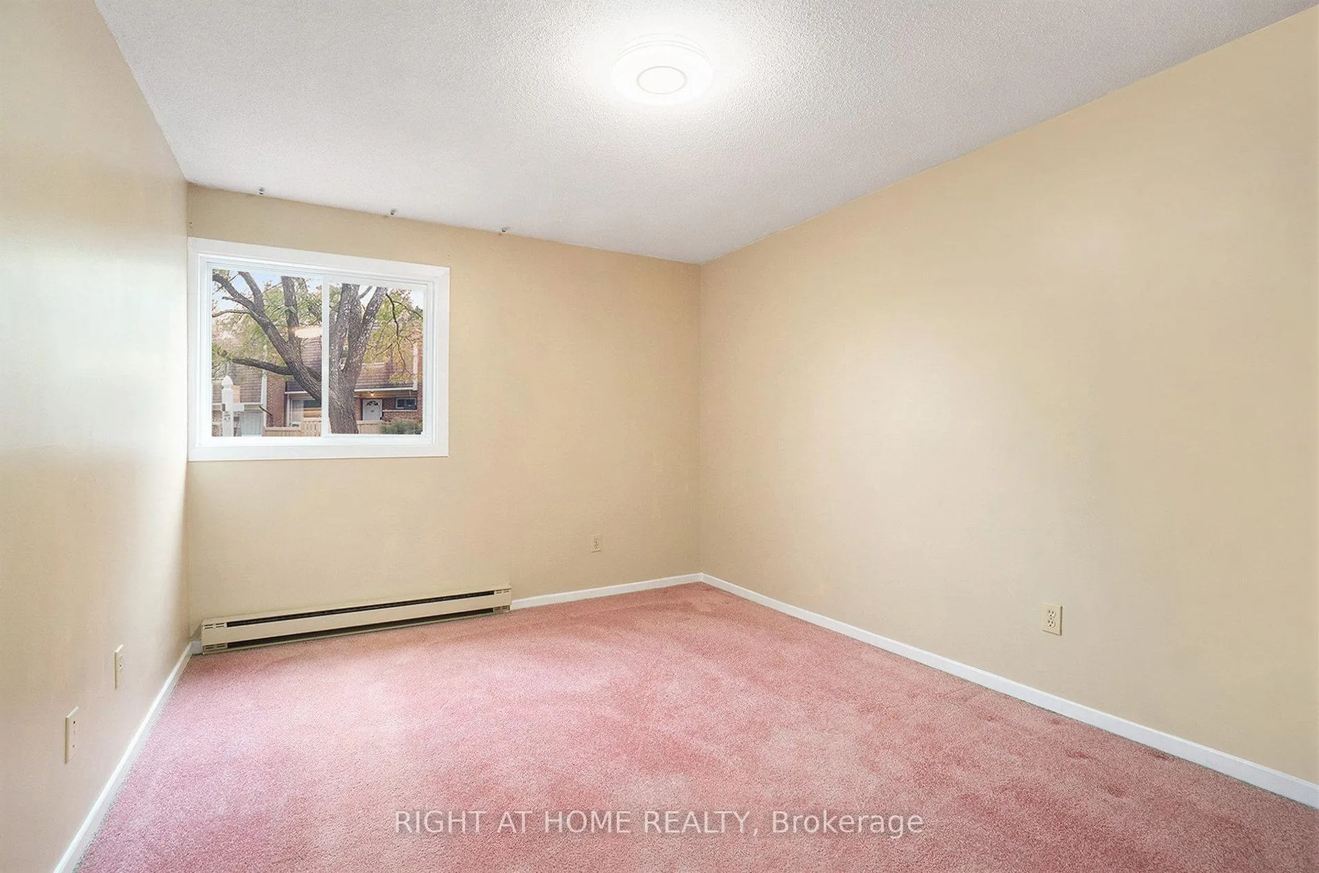Photo 16 of Unit 59, 2939 Fairlea Crescent, Ottawa, Heron Gate/Industrial Park — HOMEH