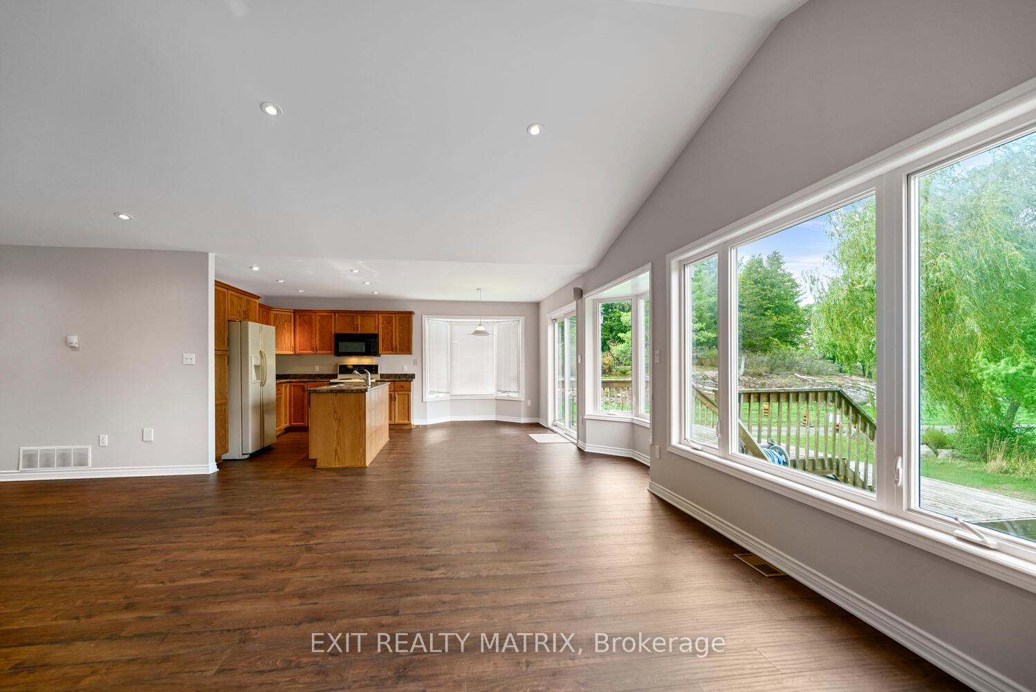Photo 14 of 145 Garfield Street S, Gananoque — HOMEH
