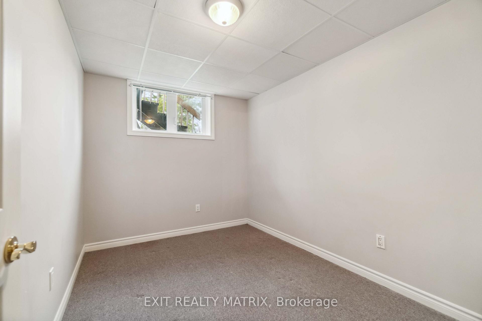 Photo 27 of 145 Garfield Street S, Gananoque — HOMEH