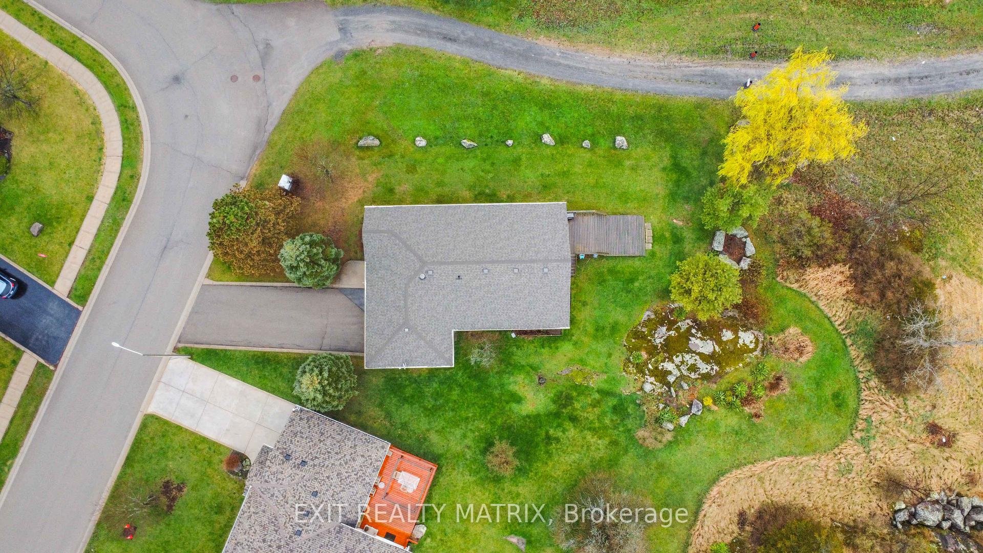 Photo 41 of 145 Garfield Street S, Gananoque — HOMEH