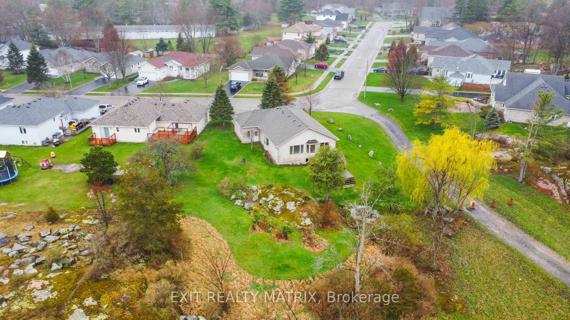 Photo 44 of 145 Garfield Street S, Gananoque — HOMEH