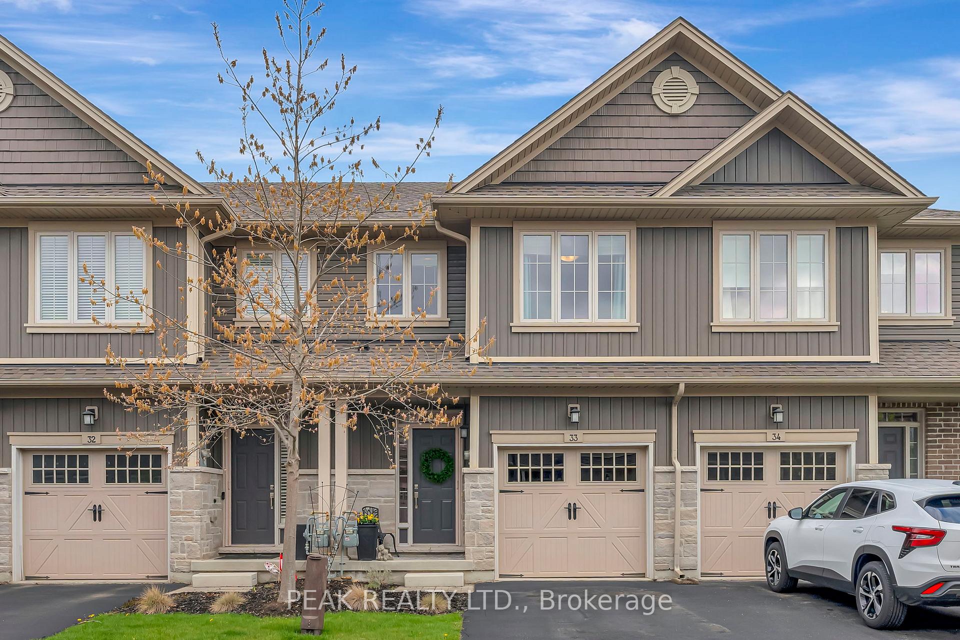 Front of Unit 33, 80 Willow Street