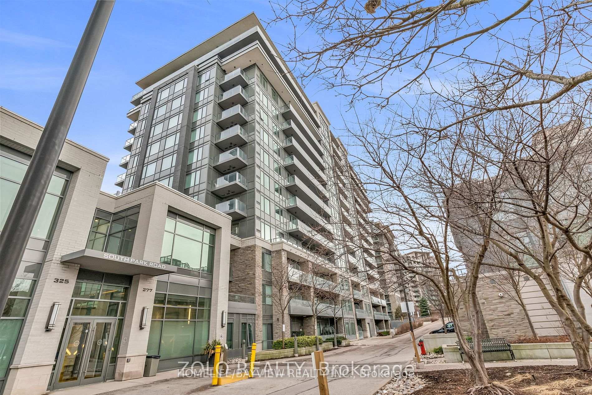 Front of Unit Ph7, 277 South Park Road