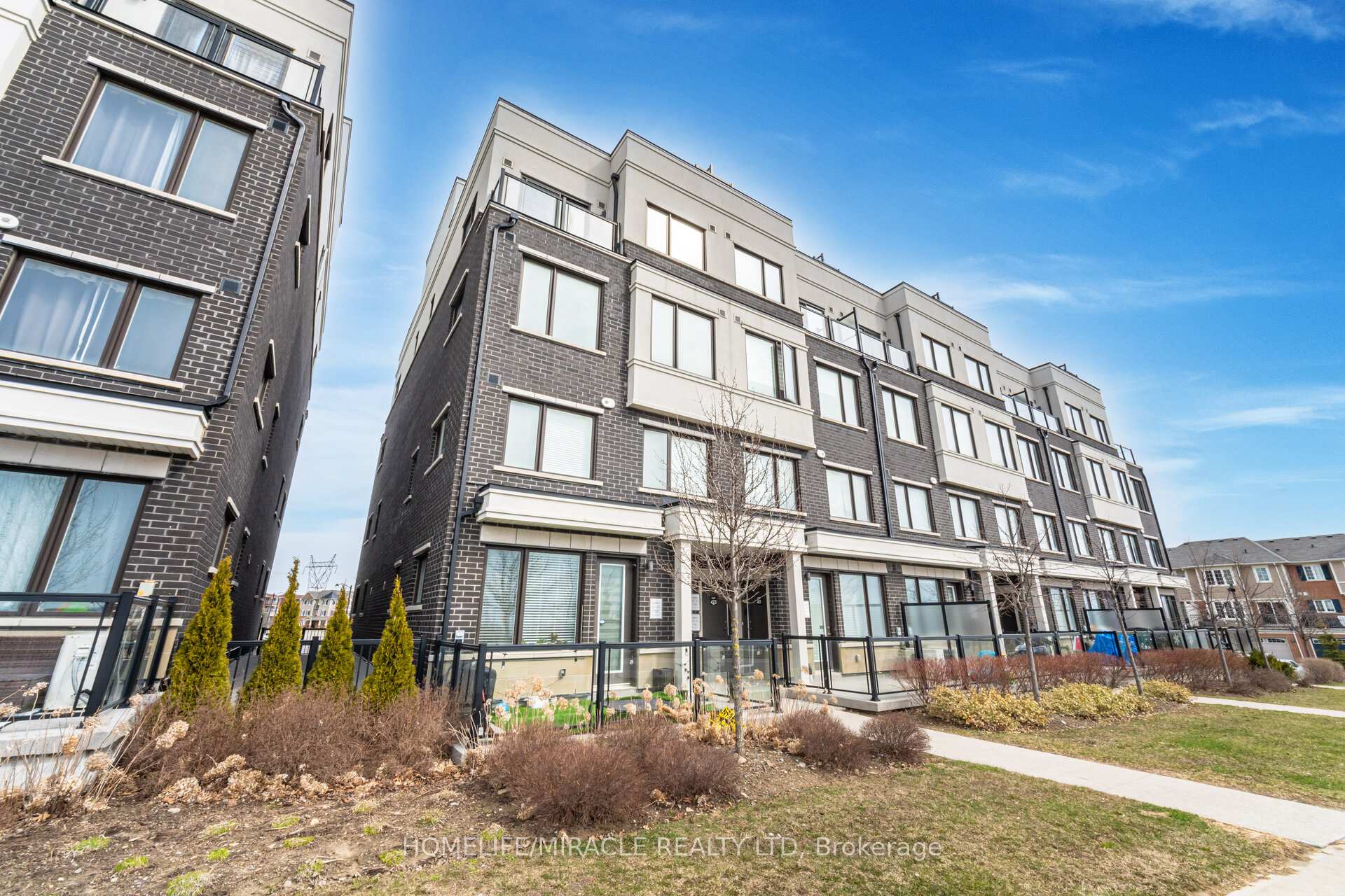 Photo 2 of Unit 424, 1711 Pure Springs Boulevard, Pickering, Duffin Heights — HOMEH