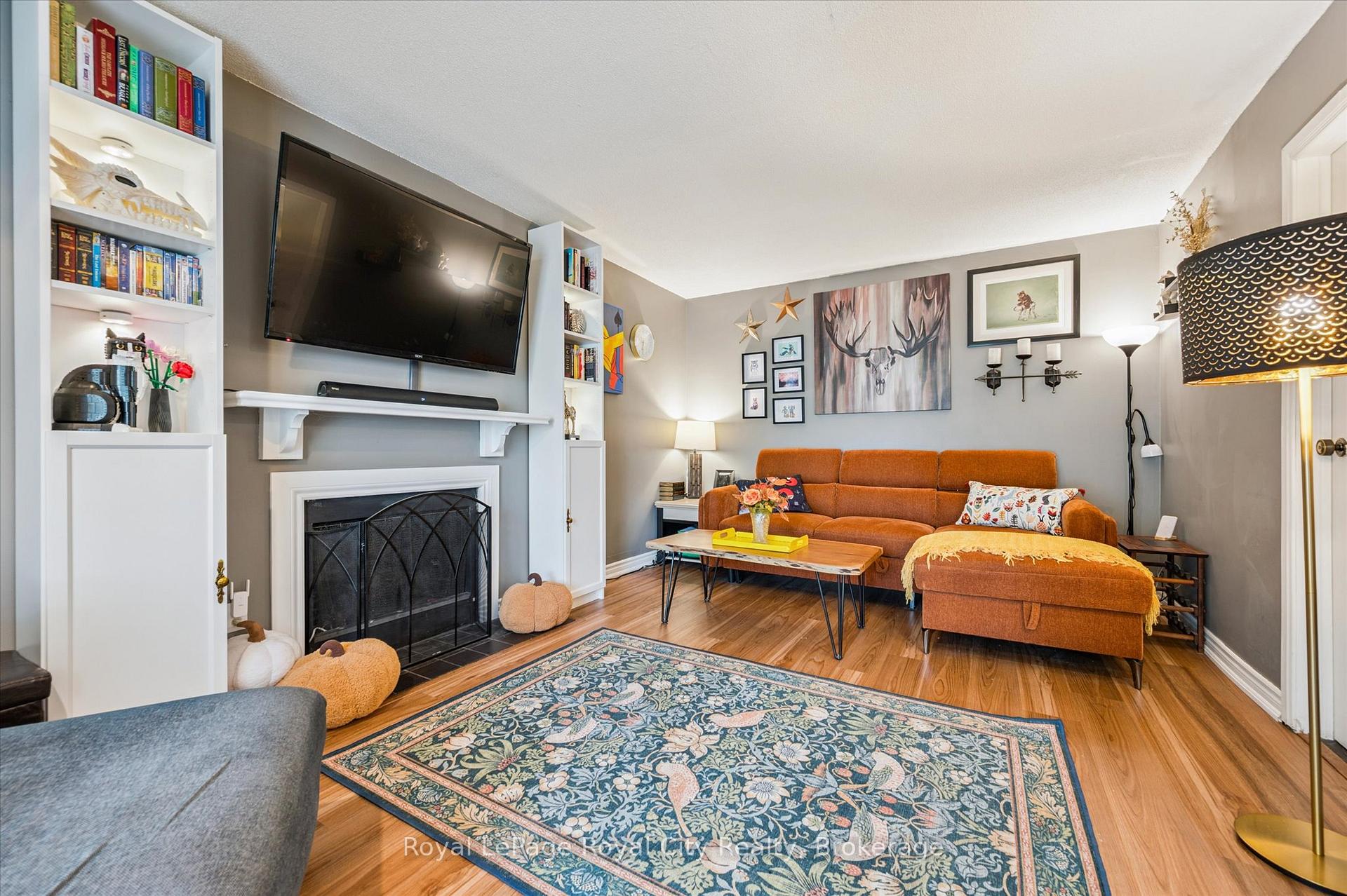 Photo 11 of 406 Scottsdale Drive, Guelph, Dovercliffe Park/Old University — HOMEH