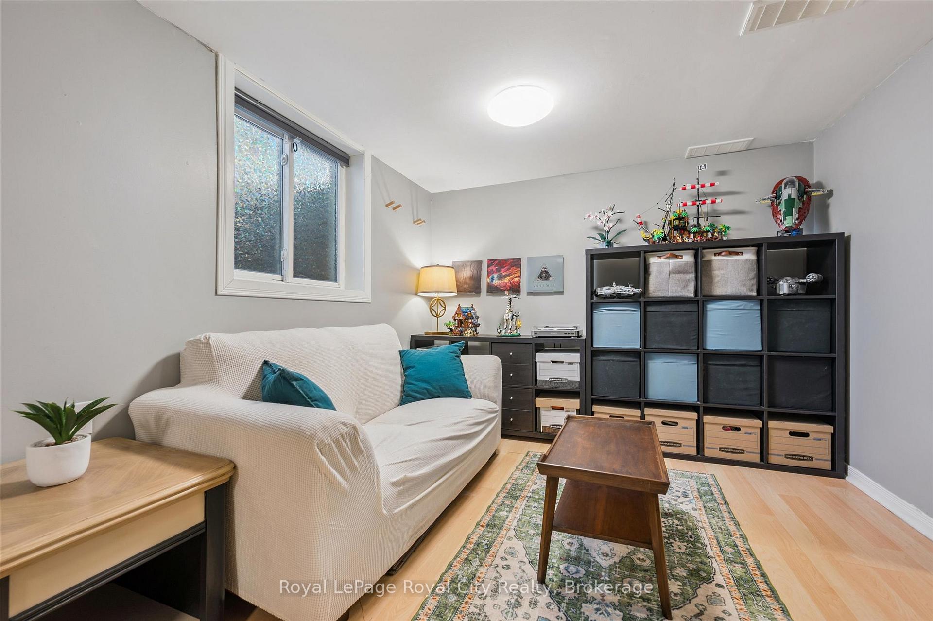 Photo 22 of 406 Scottsdale Drive, Guelph, Dovercliffe Park/Old University — HOMEH
