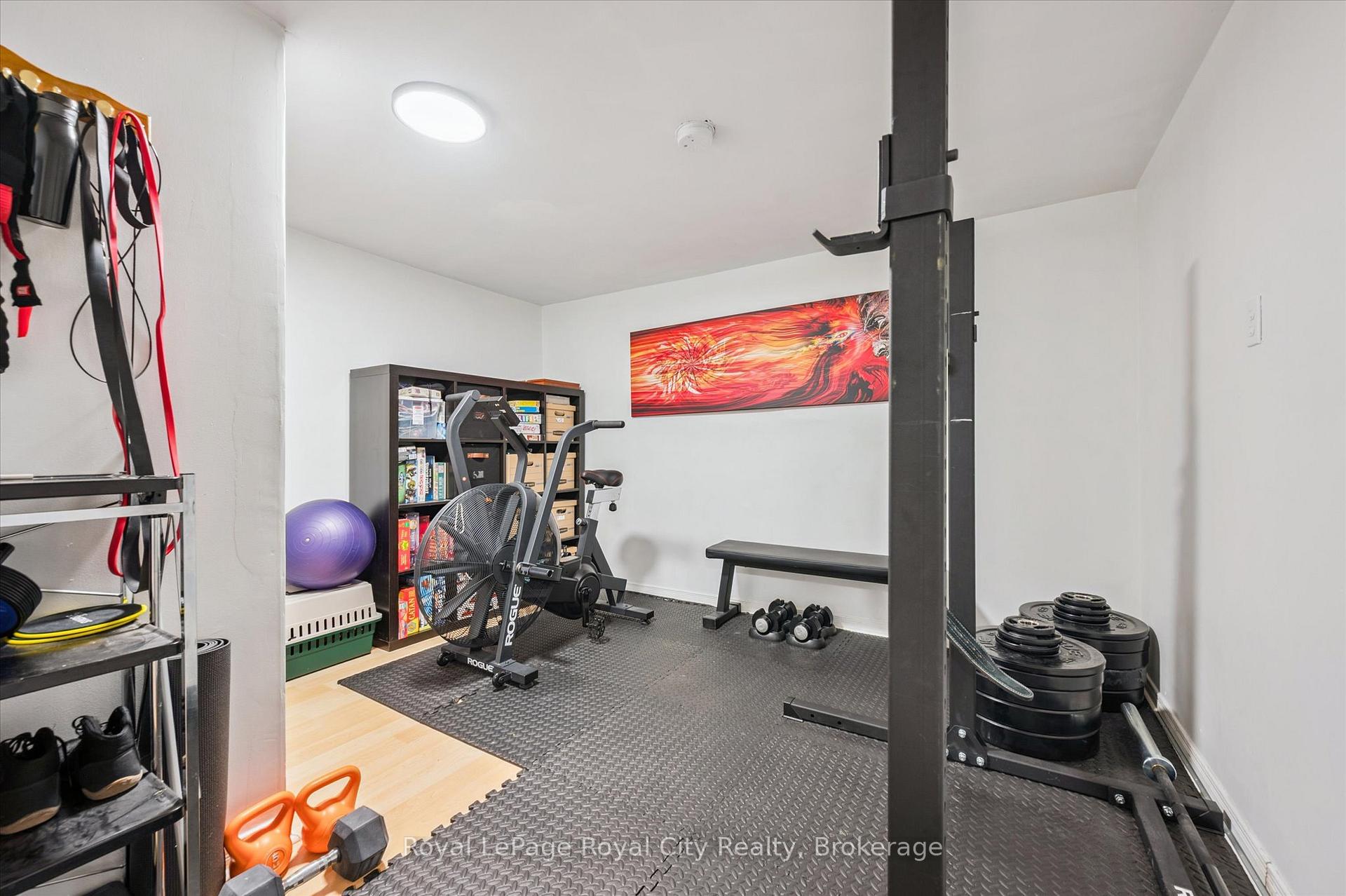 Photo 30 of 406 Scottsdale Drive, Guelph, Dovercliffe Park/Old University — HOMEH