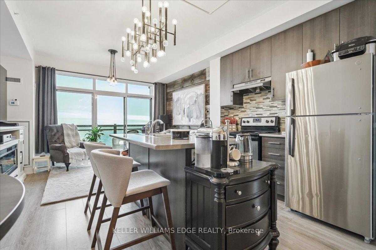Photo 4 of Unit 330, 35 Southshore Crescent, Hamilton, Lakeshore — HOMEH
