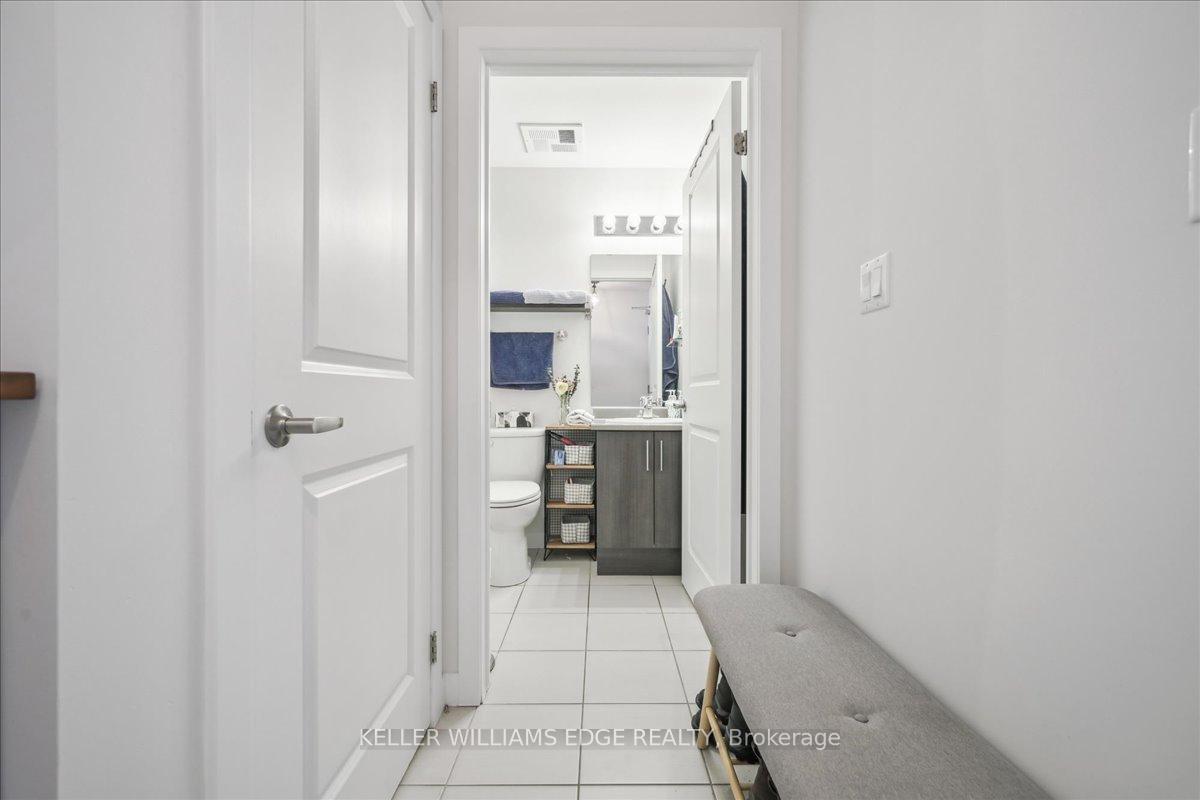 Photo 5 of Unit 330, 35 Southshore Crescent, Hamilton, Lakeshore — HOMEH