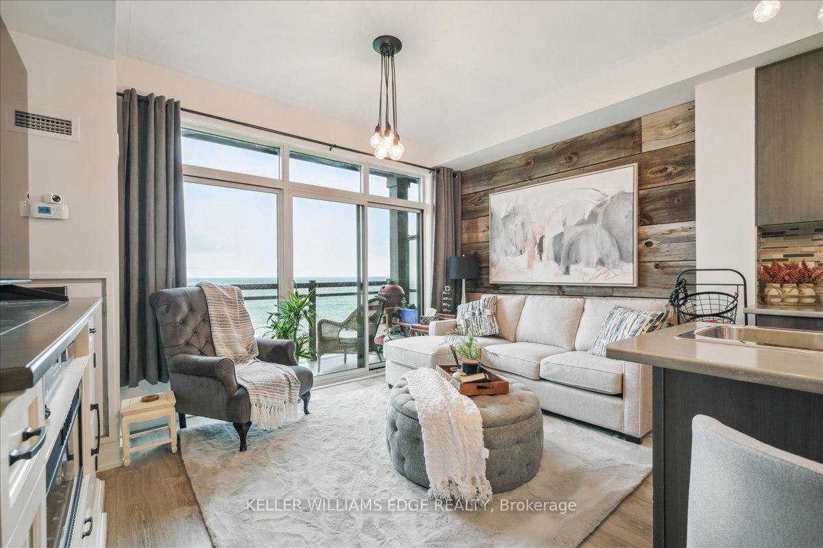 Photo 6 of Unit 330, 35 Southshore Crescent, Hamilton, Lakeshore — HOMEH