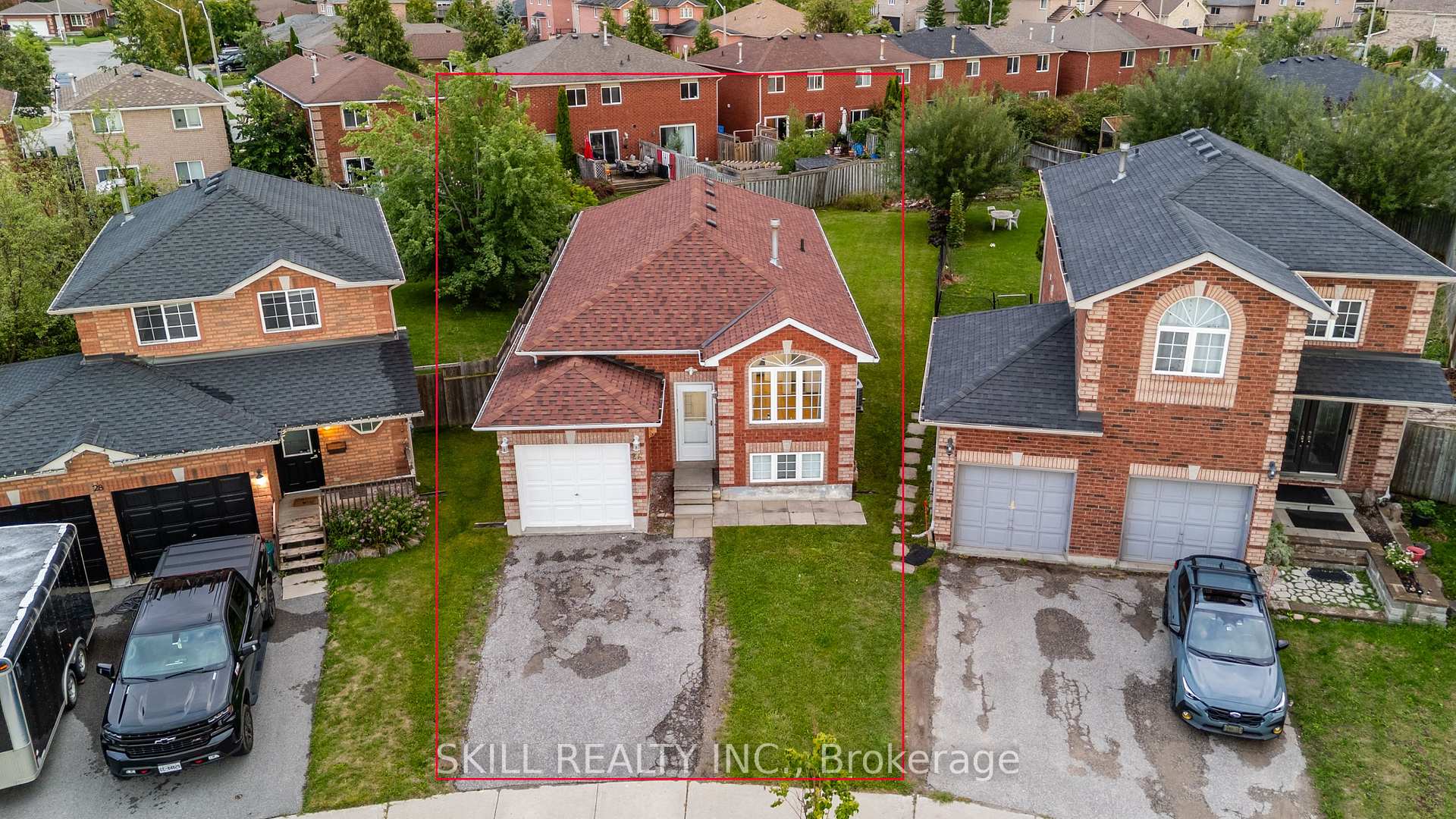 Photo 3 of 26 Weymouth Road, Barrie, Georgian Drive — HOMEH