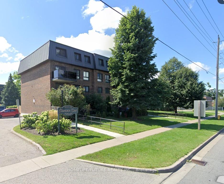 Front of Unit 43, 43 Taunton Road E