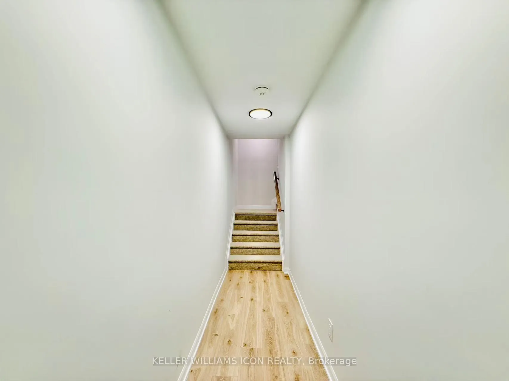 Photo 3 of Unit 19, 701 Glenroy Gilbert Drive, Ottawa, Barrhaven - Strandherd — HOMEH