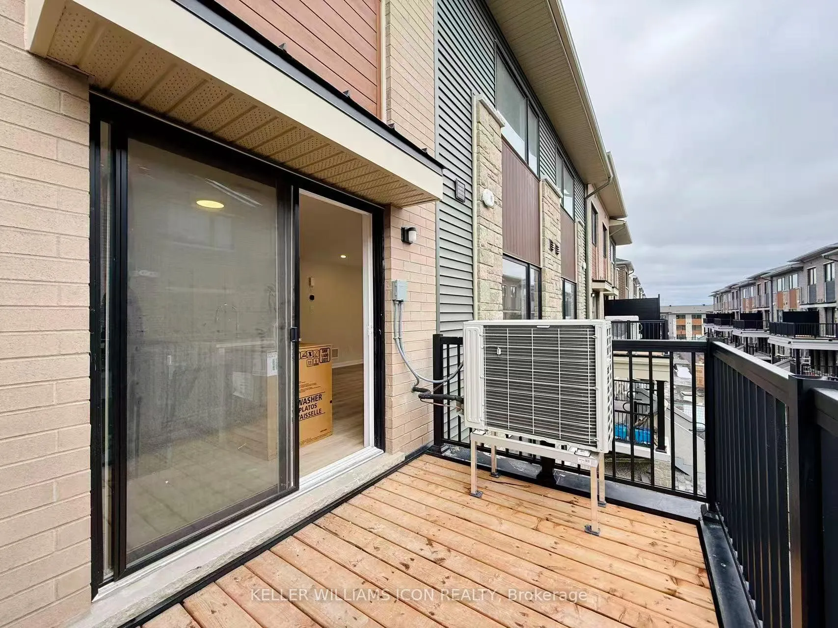 Photo 14 of Unit 19, 701 Glenroy Gilbert Drive, Ottawa, Barrhaven - Strandherd — HOMEH