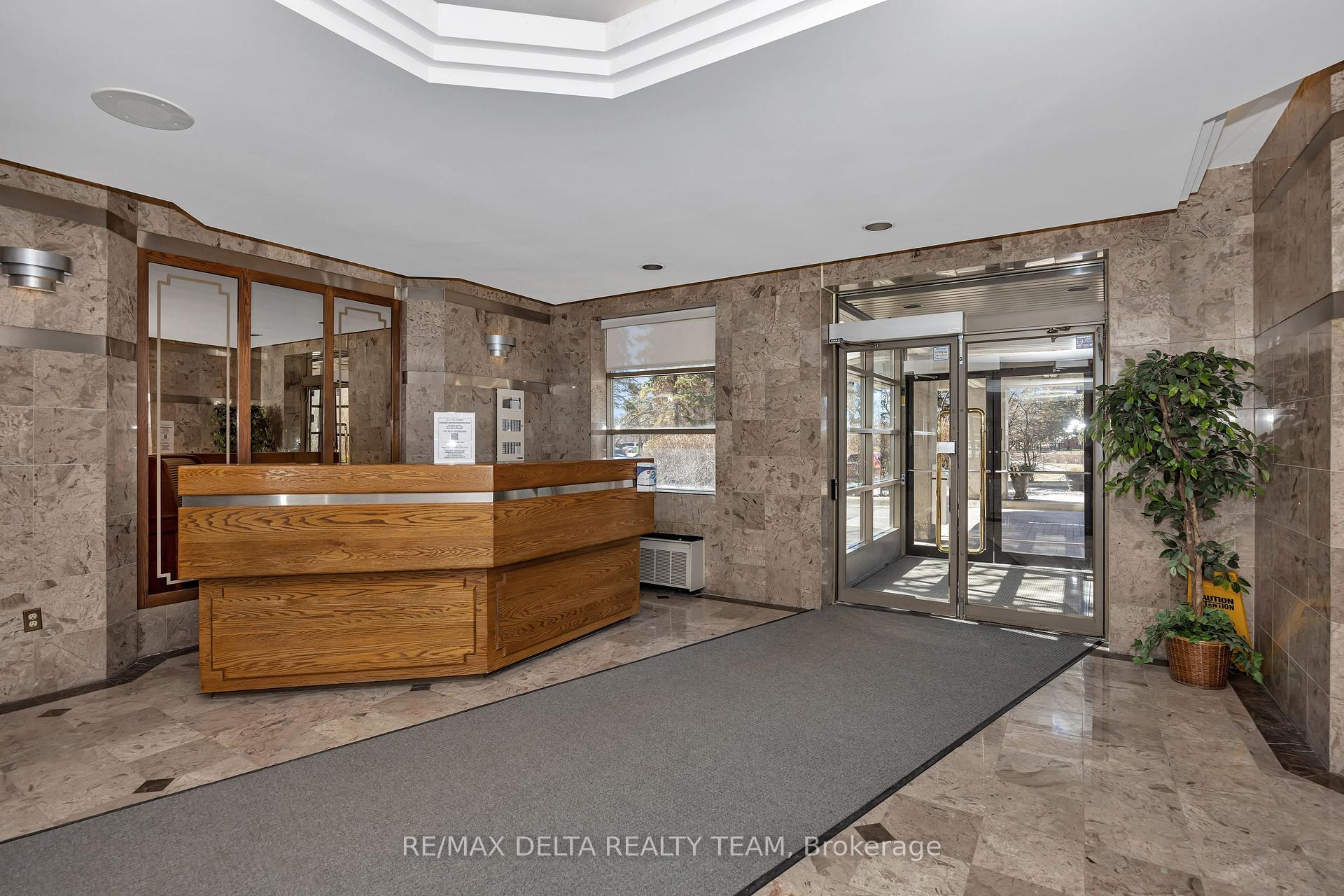 Photo 2 of Unit 1203, 2759 Carousel Crescent, Ottawa, Emerald Woods/Sawmill Creek — HOMEH
