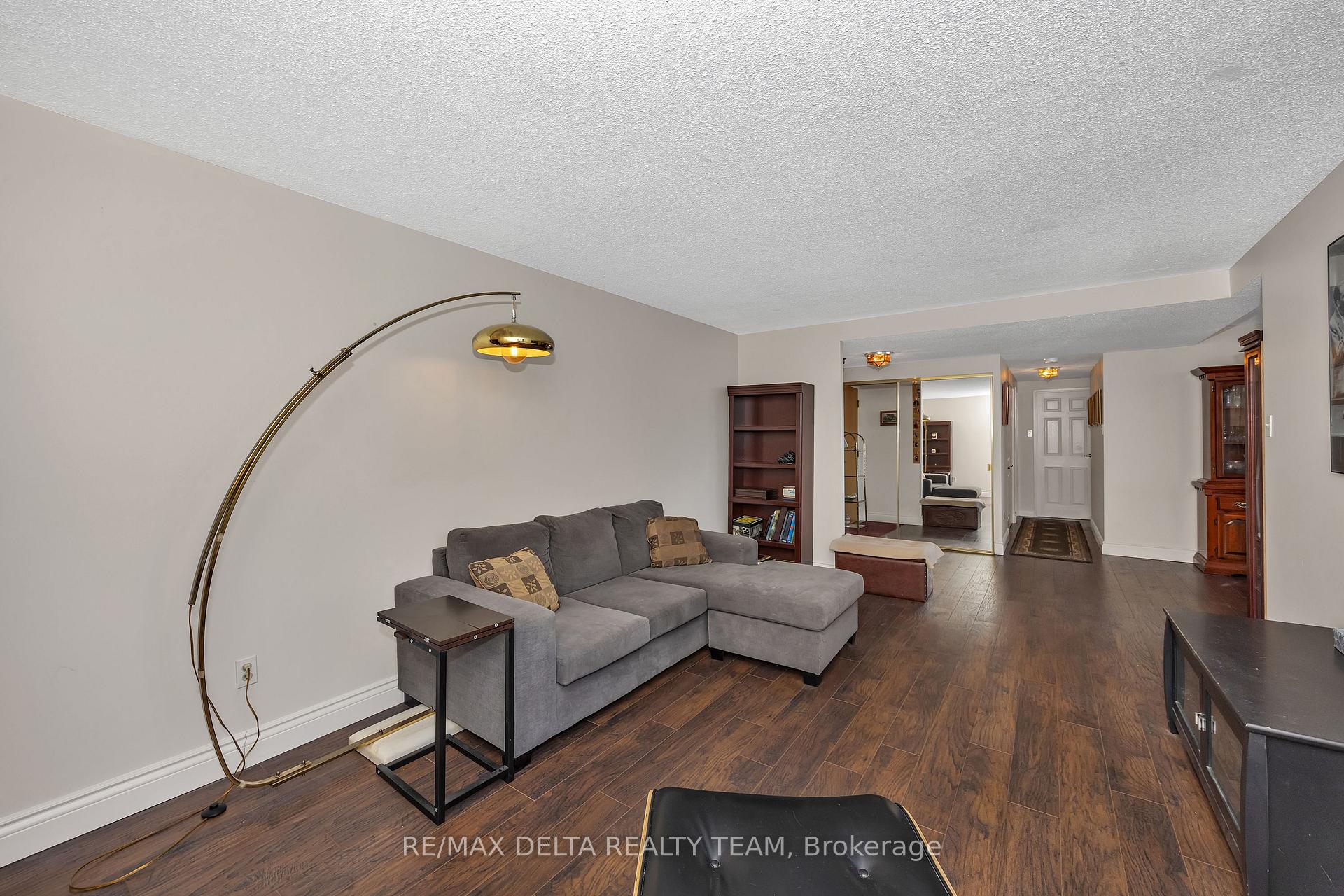 Photo 7 of Unit 1203, 2759 Carousel Crescent, Ottawa, Emerald Woods/Sawmill Creek — HOMEH