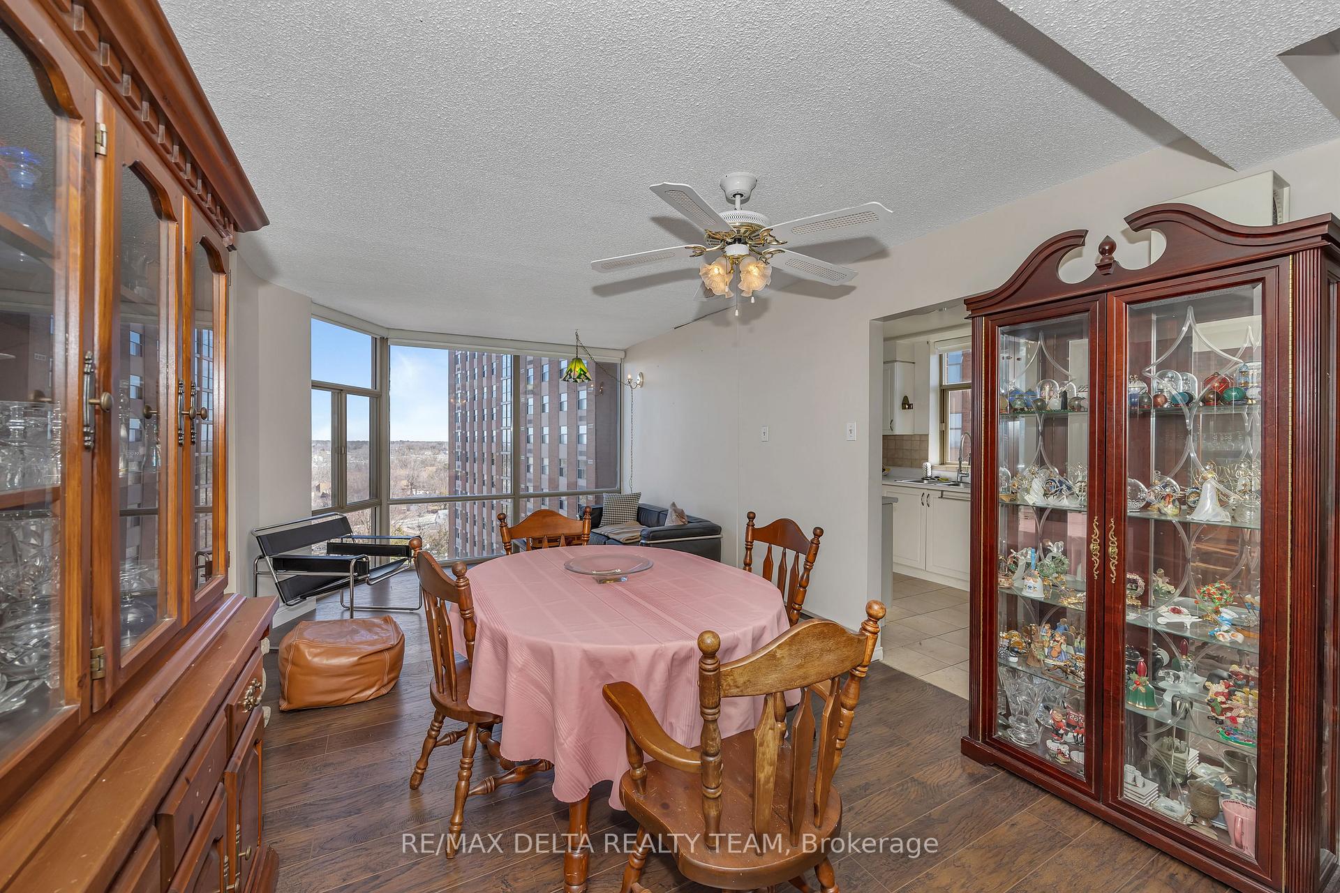 Photo 9 of Unit 1203, 2759 Carousel Crescent, Ottawa, Emerald Woods/Sawmill Creek — HOMEH
