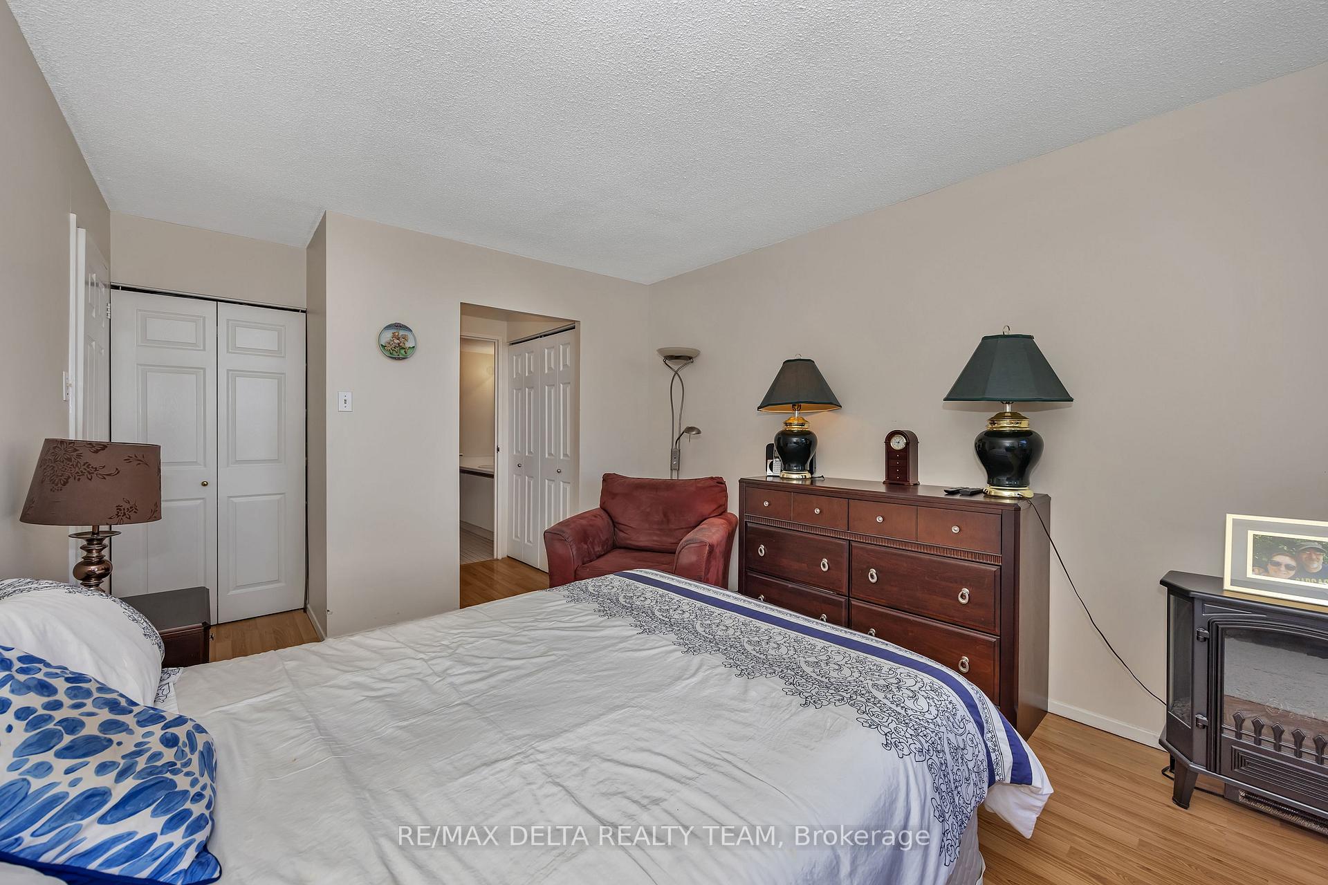 Photo 19 of Unit 1203, 2759 Carousel Crescent, Ottawa, Emerald Woods/Sawmill Creek — HOMEH