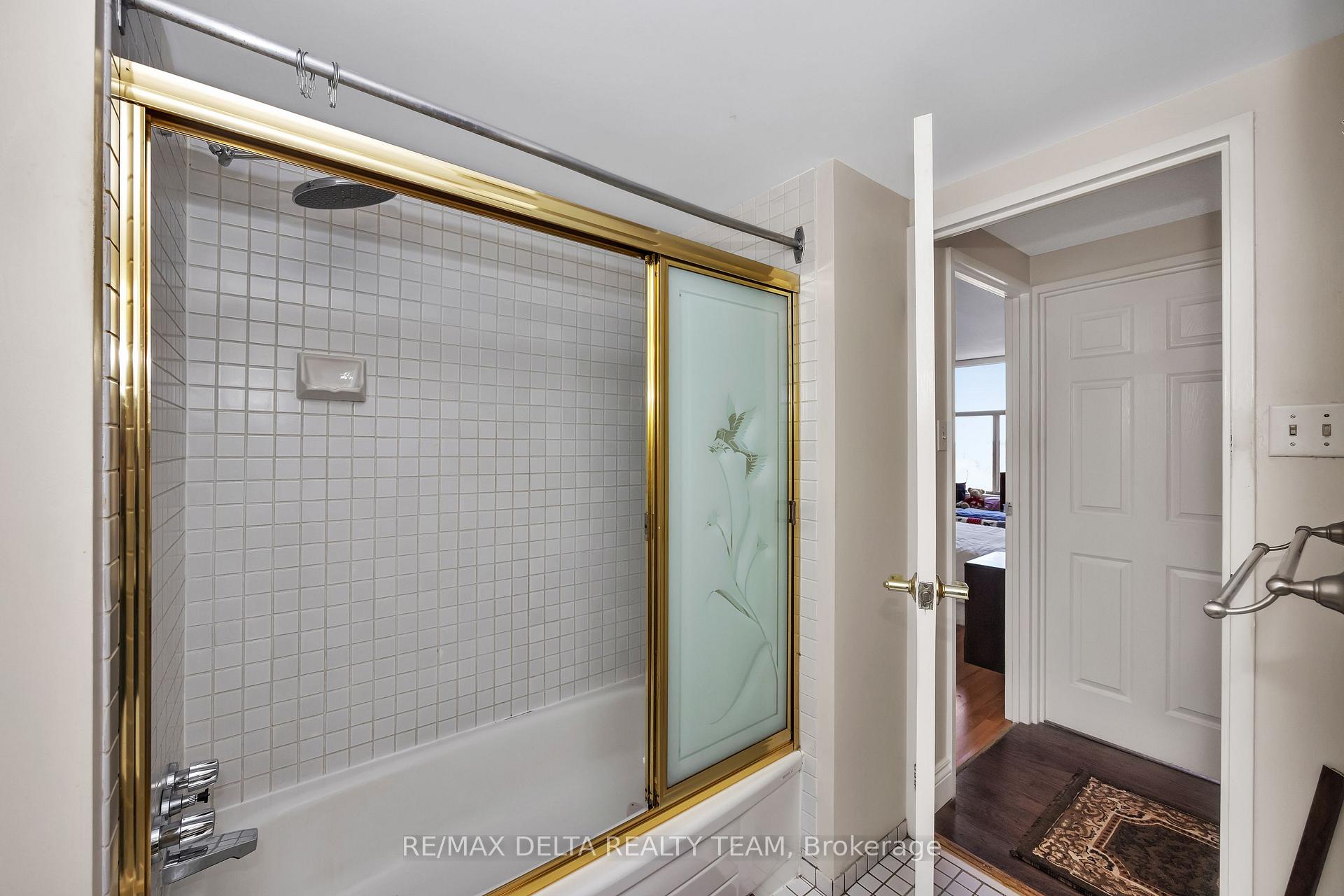 Photo 24 of Unit 1203, 2759 Carousel Crescent, Ottawa, Emerald Woods/Sawmill Creek — HOMEH