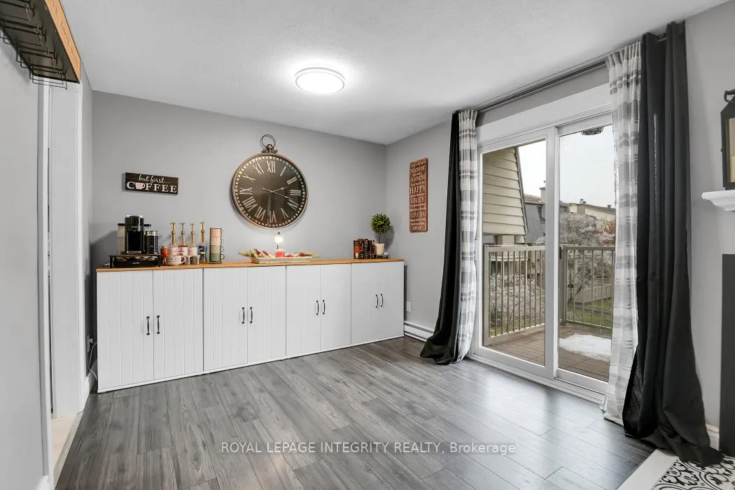 Photo 7 of Unit #6, 20 Sweetbriar Circle, Ottawa, Barrhaven - Pheasant Run — HOMEH