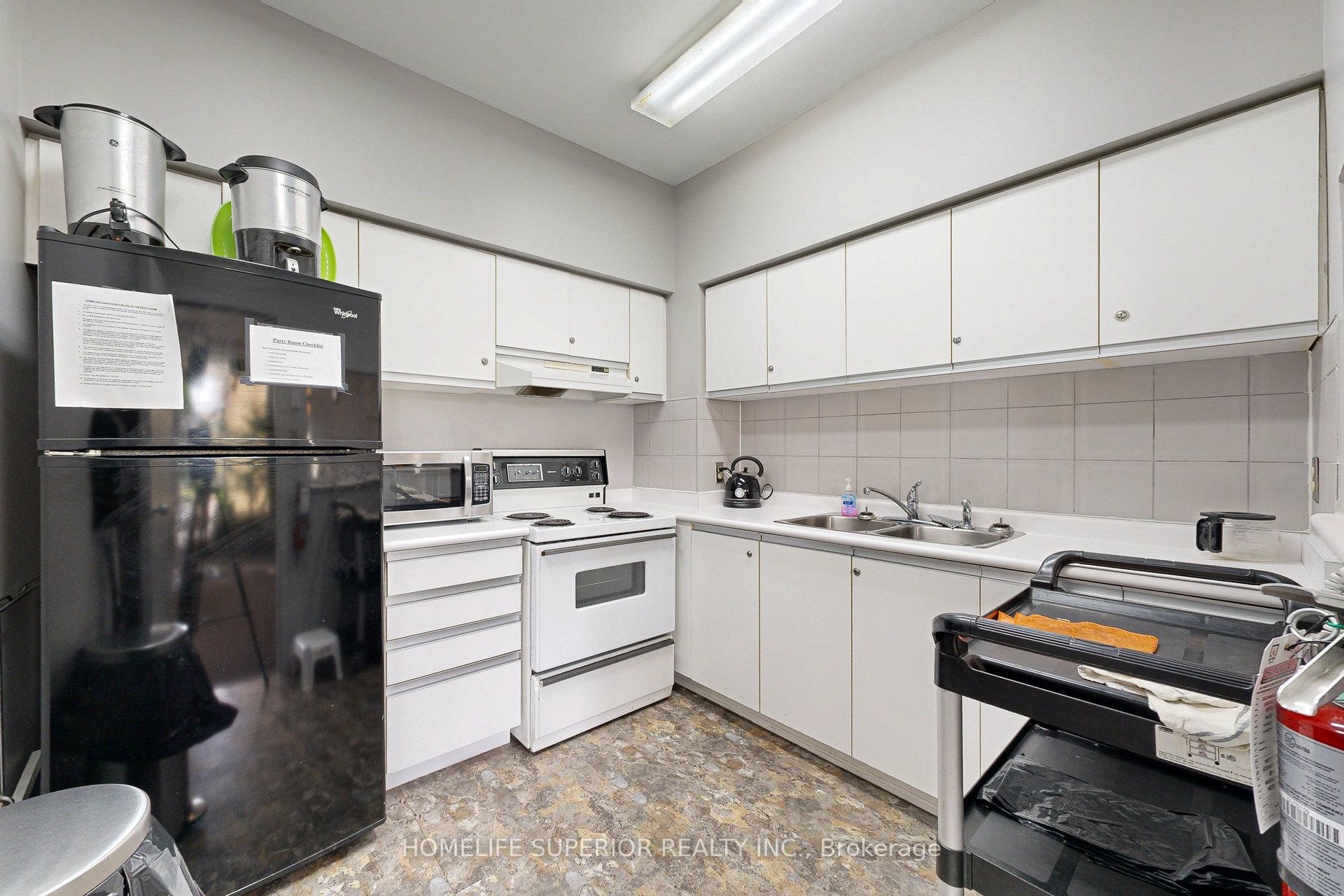 Photo 17 of Unit 603, 711 Rossland Road E, Whitby, Pringle Creek — HOMEH