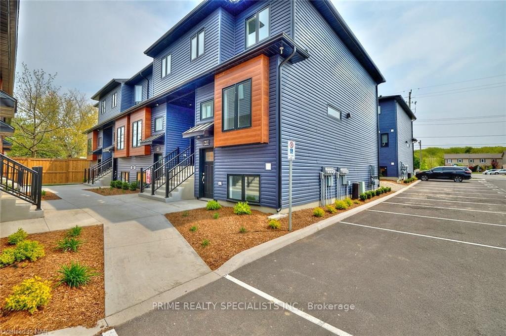 Front of Unit 211, 781 Clare Avenue