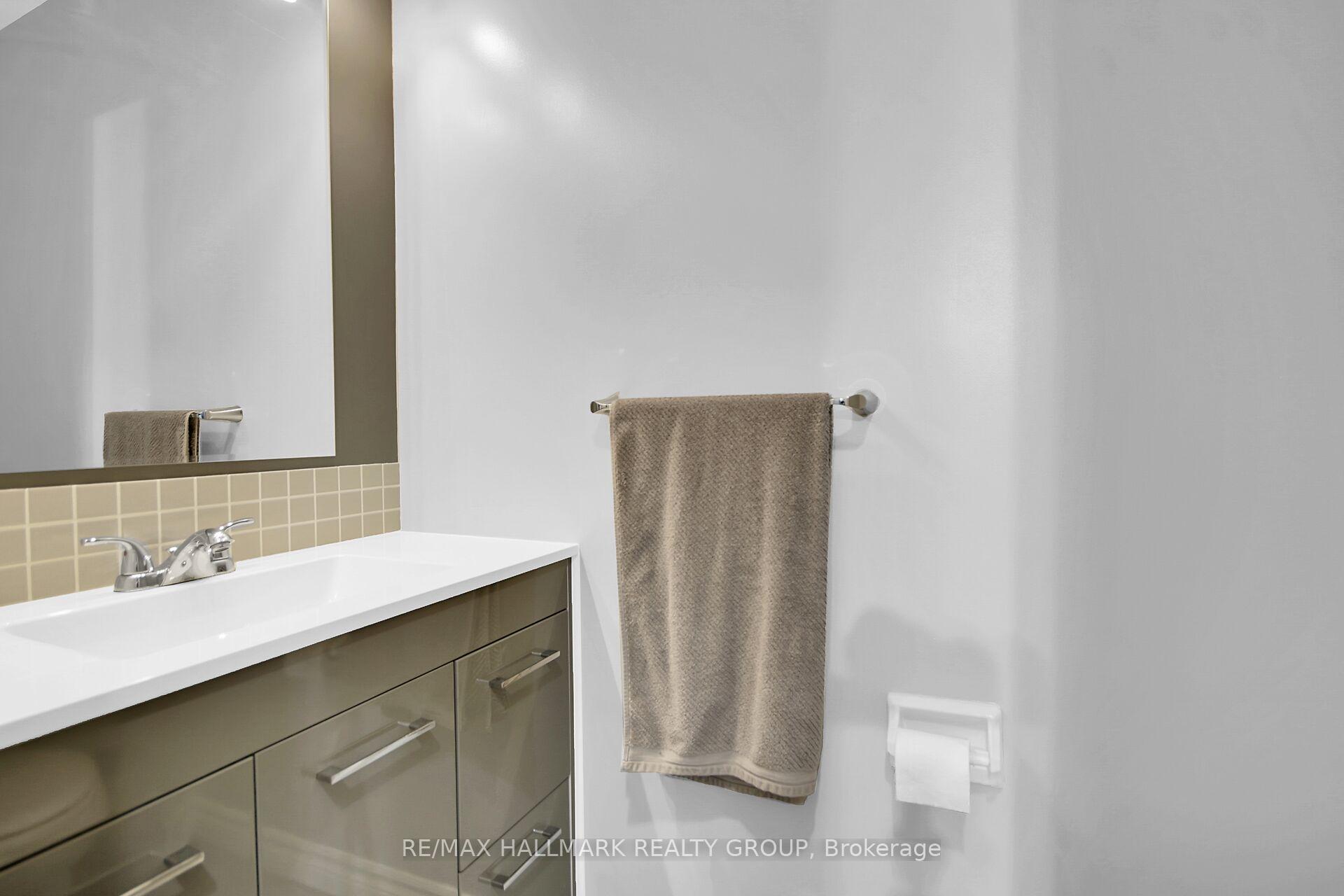 Photo 14 of Unit 113, 2570 Southvale Crescent, Ottawa, Sheffield Glen/Industrial Park — HOMEH