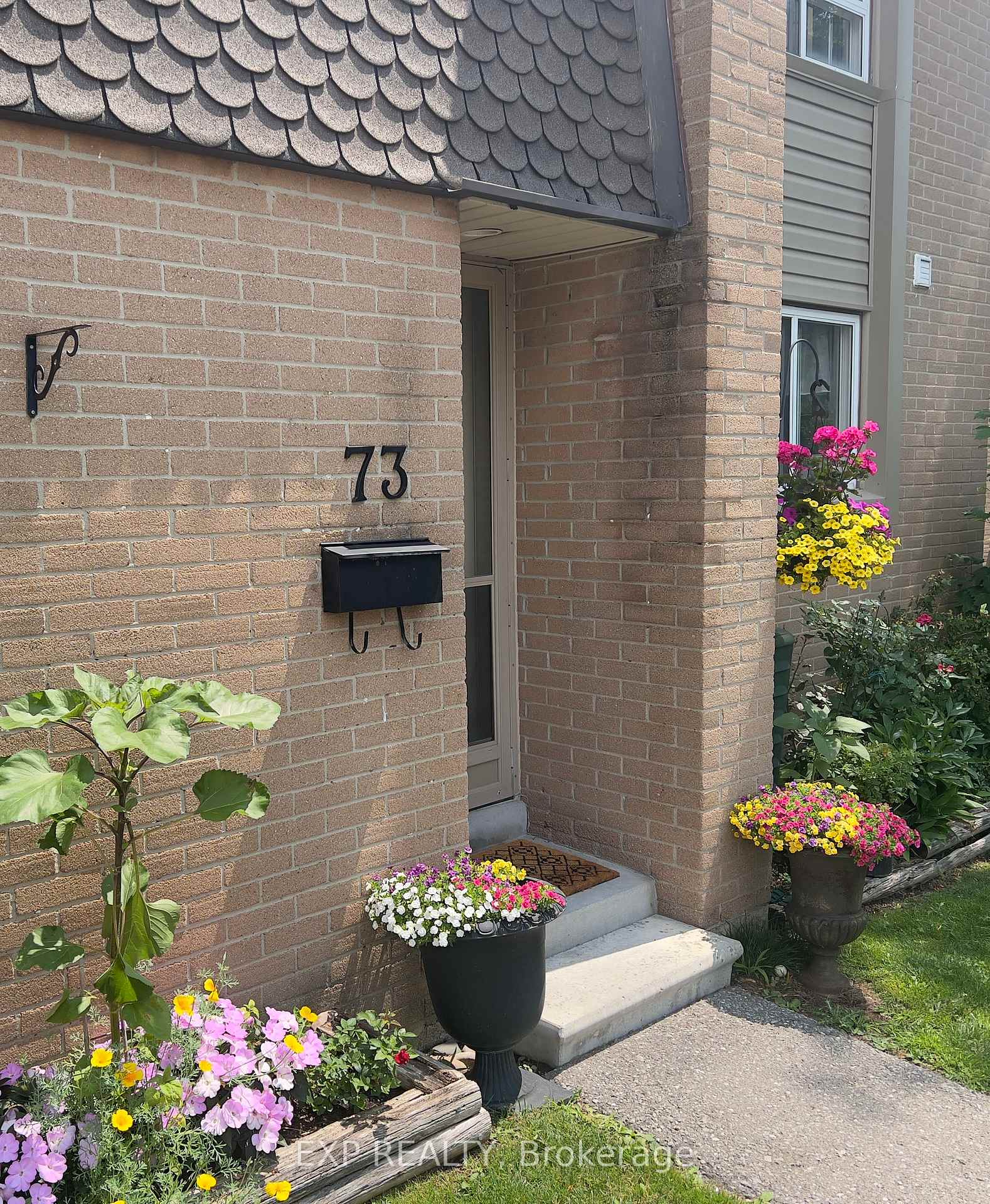 Photo 4 of Unit 73, 1235 Radom Street, Pickering, Bay Ridges — HOMEH