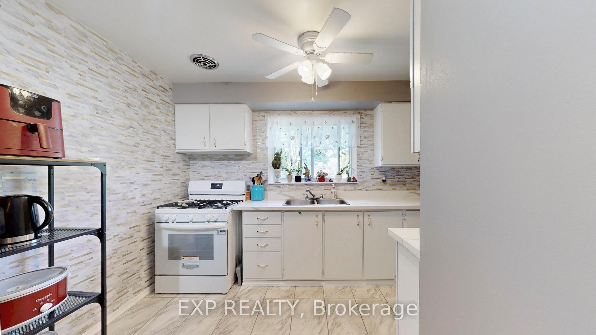 Photo 16 of Unit 73, 1235 Radom Street, Pickering, Bay Ridges — HOMEH