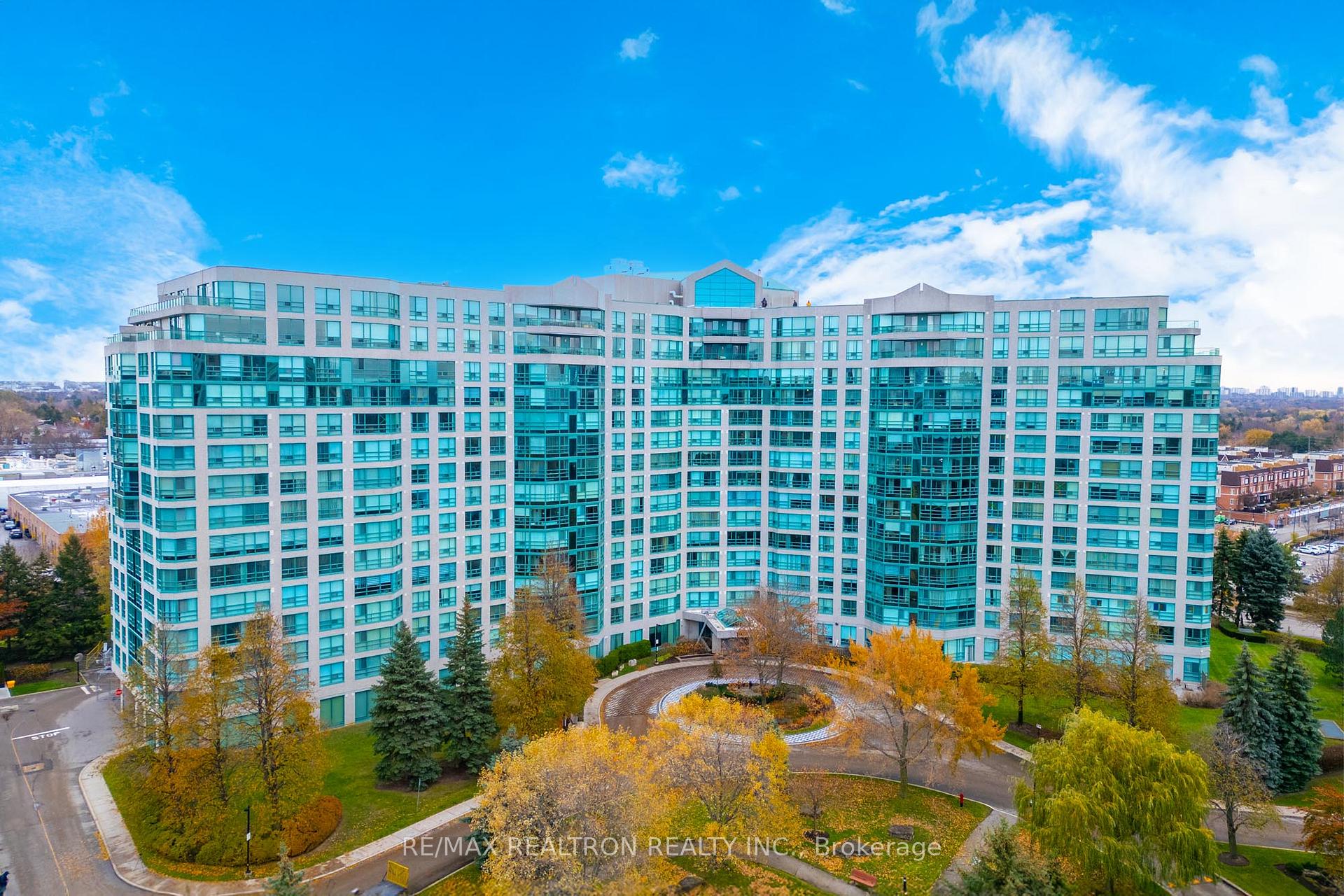Photo 1 of Unit 411, 7825 Bayview Avenue, Markham, Aileen-Willowbrook — HOMEH