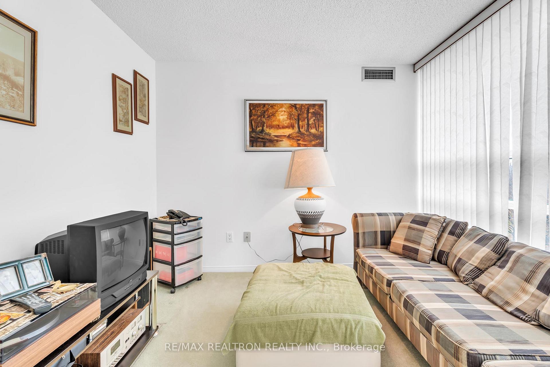 Photo 19 of Unit 411, 7825 Bayview Avenue, Markham, Aileen-Willowbrook — HOMEH
