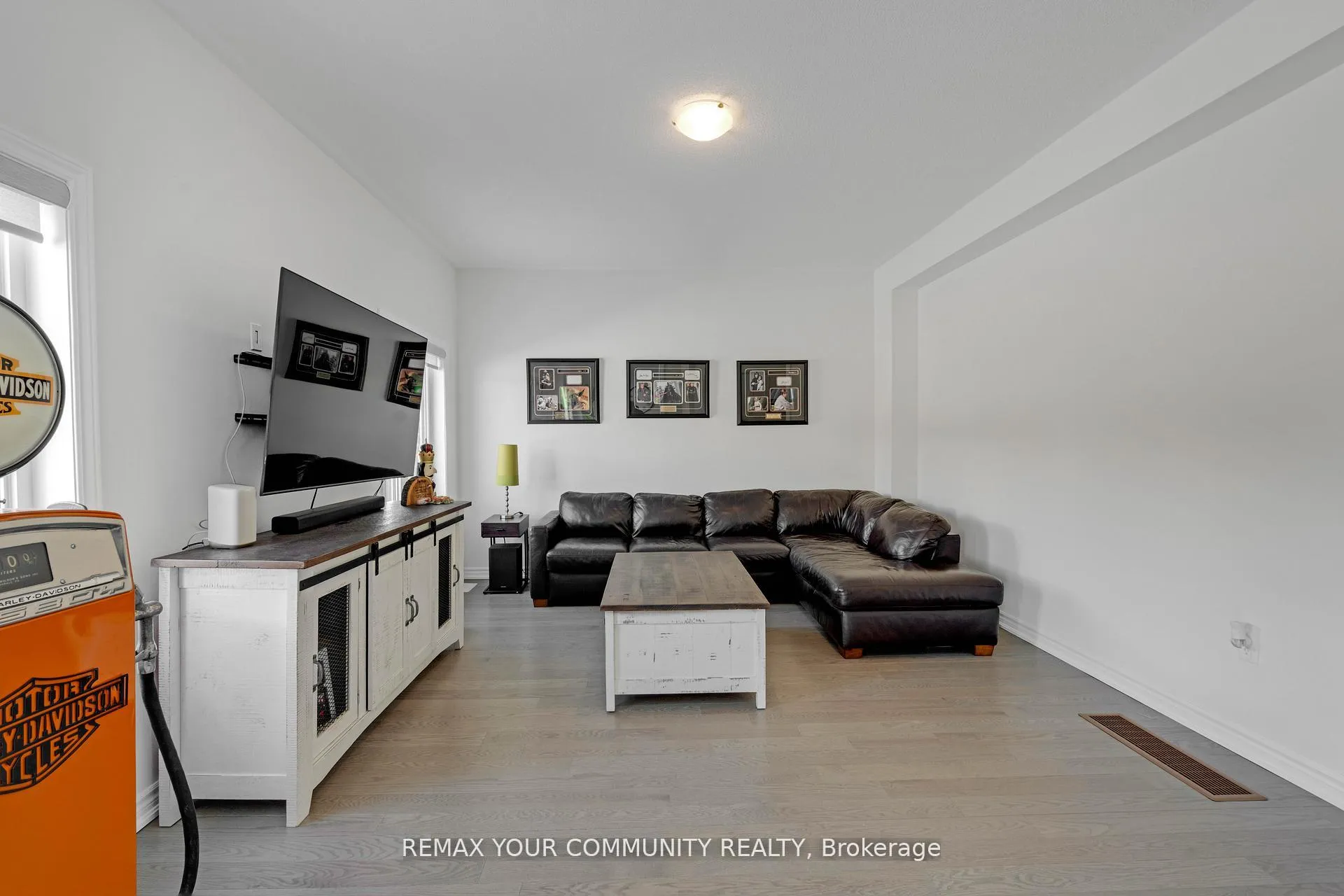 Photo 5 of 1537 Prentice Road, Innisfil, Alcona — HOMEH