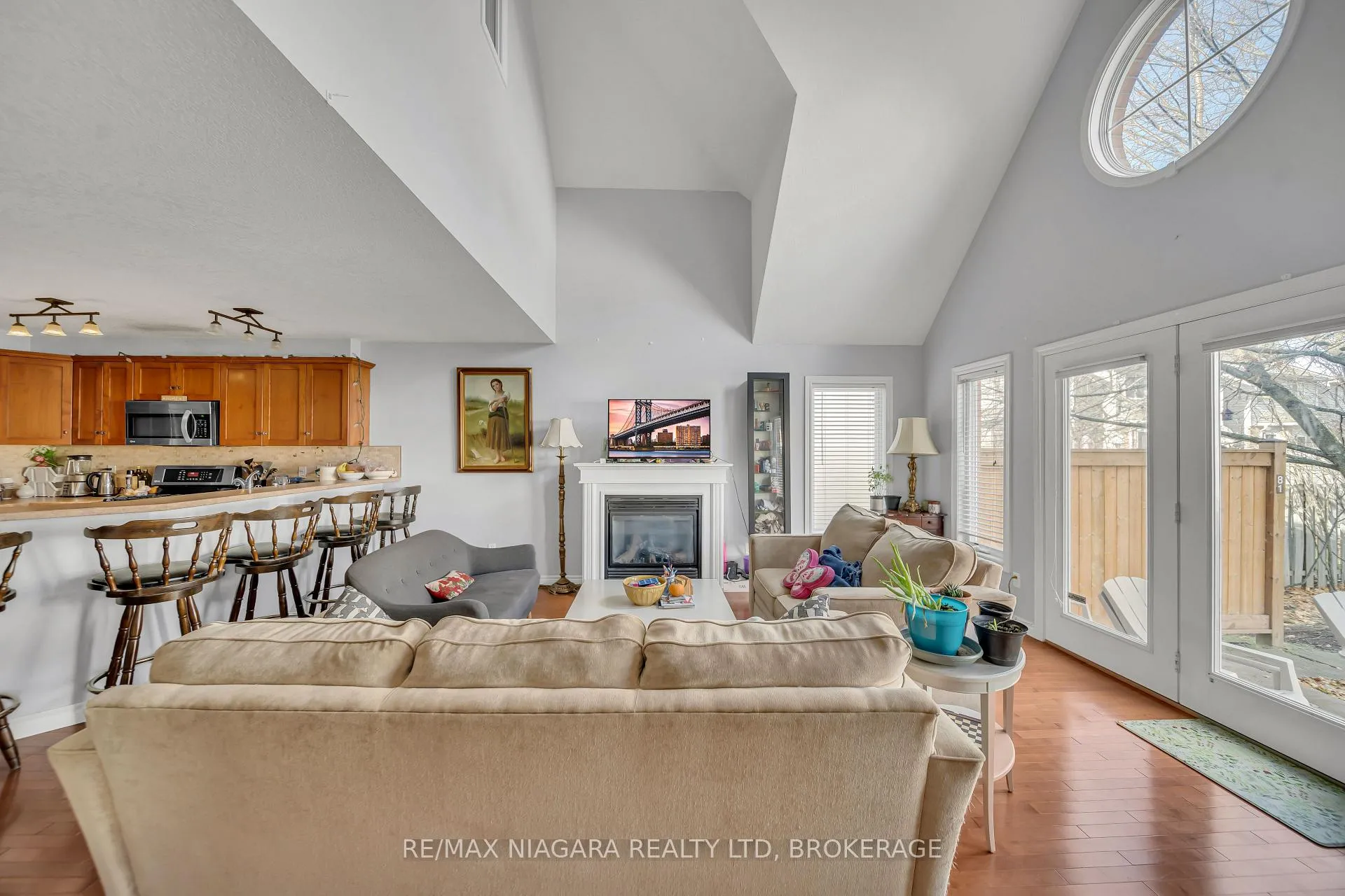 Photo 8 of Unit 81, 165 Terraview Crescent, Guelph, Kortright West — HOMEH