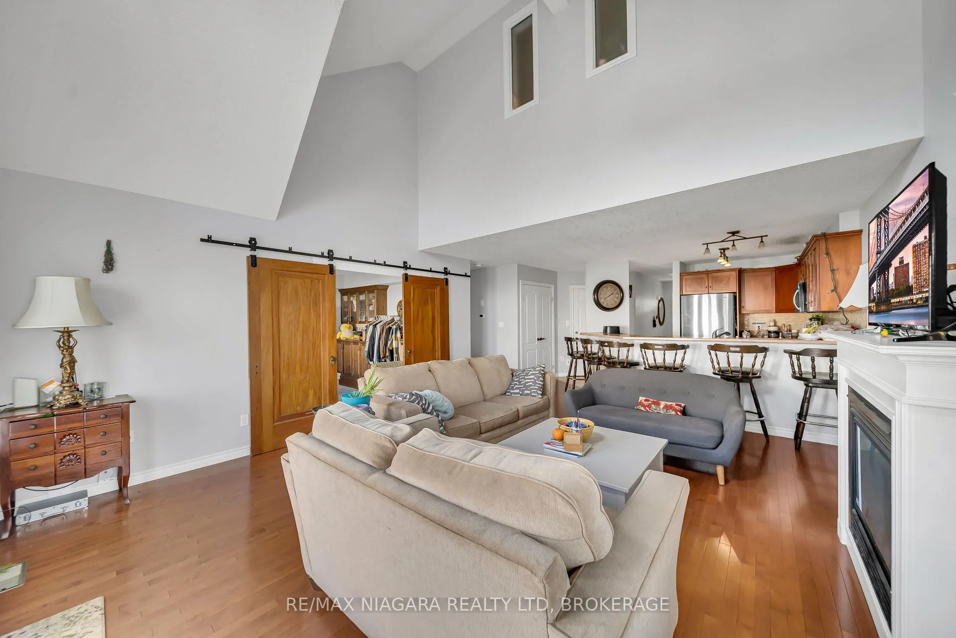Photo 9 of Unit 81, 165 Terraview Crescent, Guelph, Kortright West — HOMEH