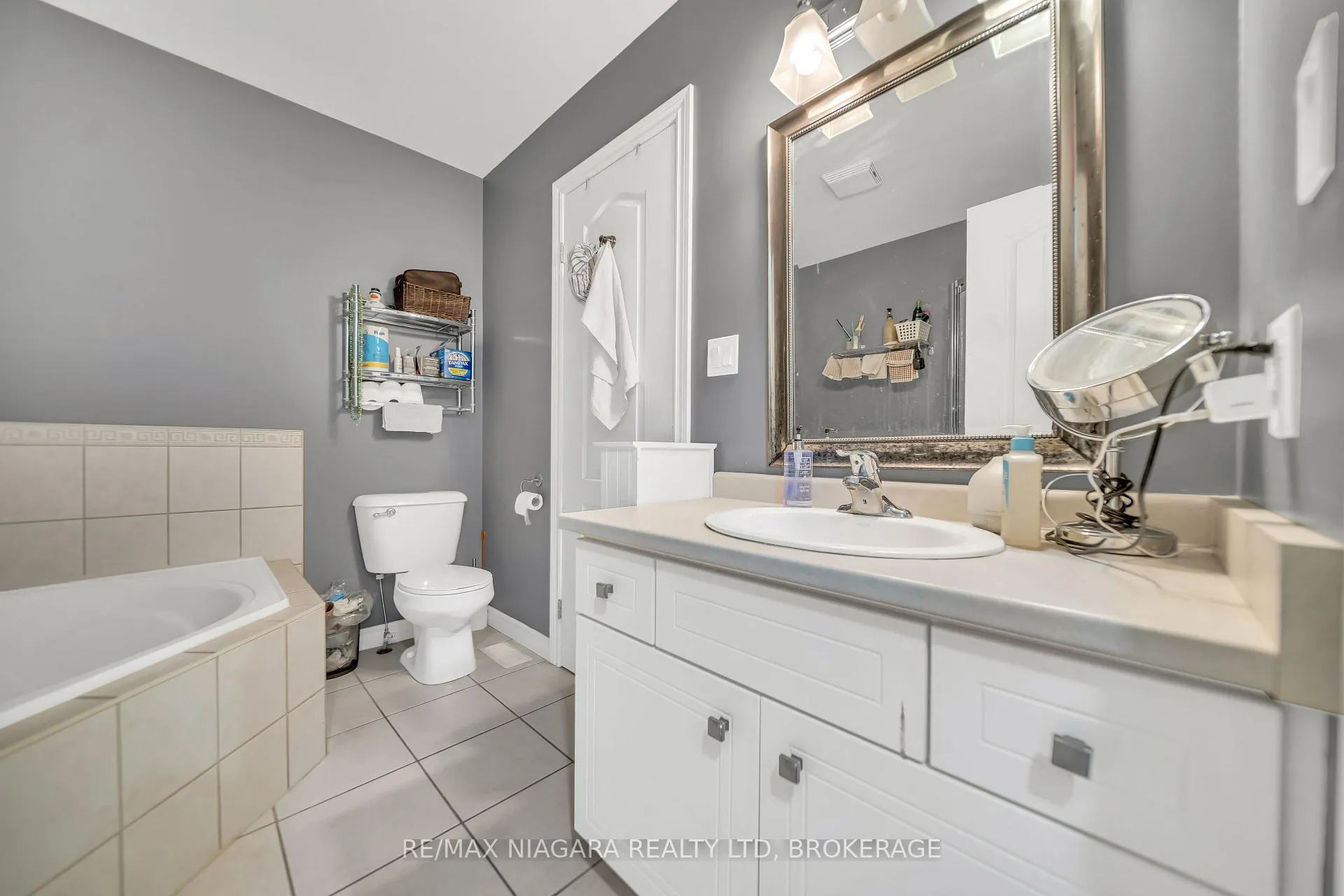 Photo 25 of Unit 81, 165 Terraview Crescent, Guelph, Kortright West — HOMEH