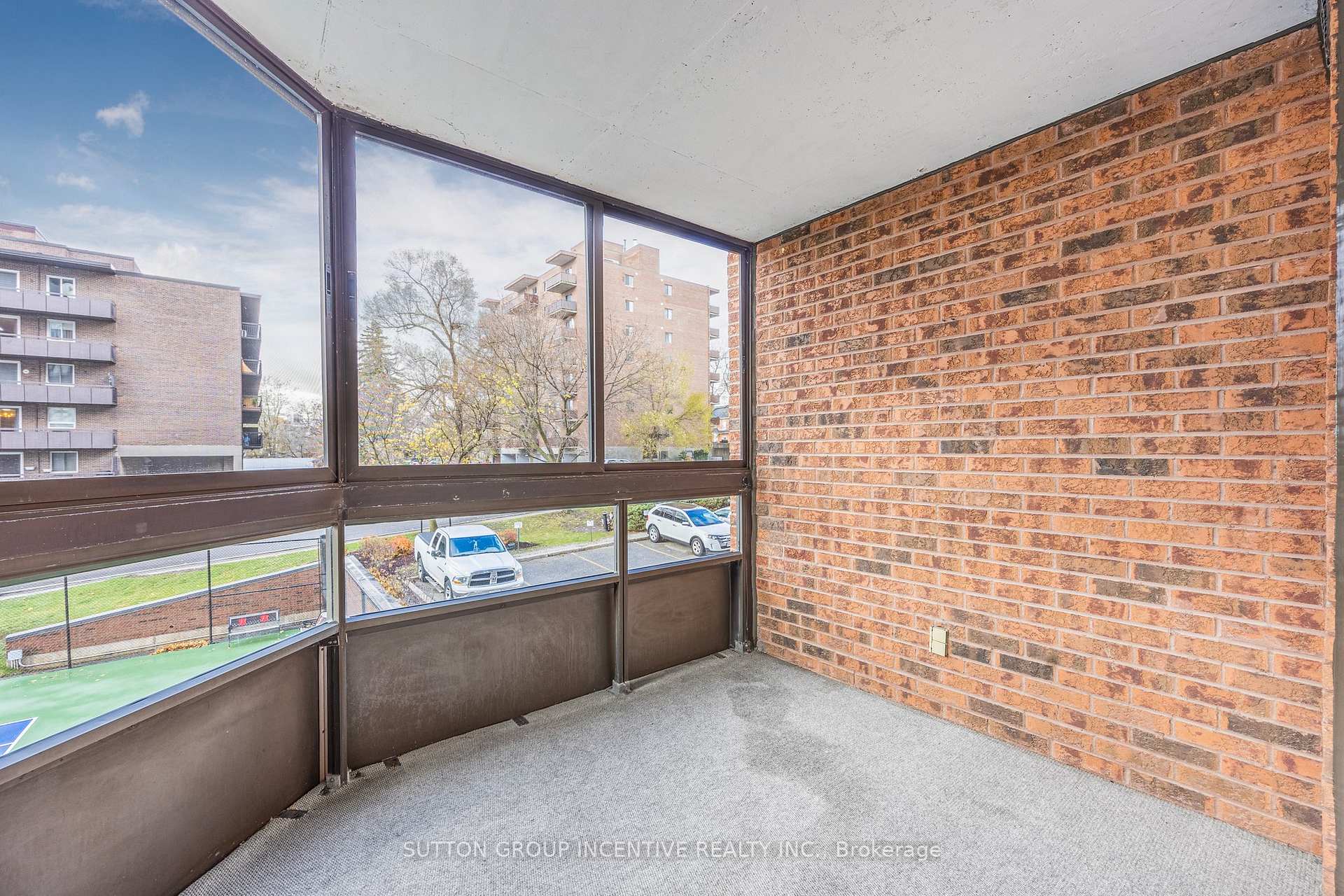 Photo 7 of Unit 104, 181 Collier Street, Barrie, North Shore — HOMEH