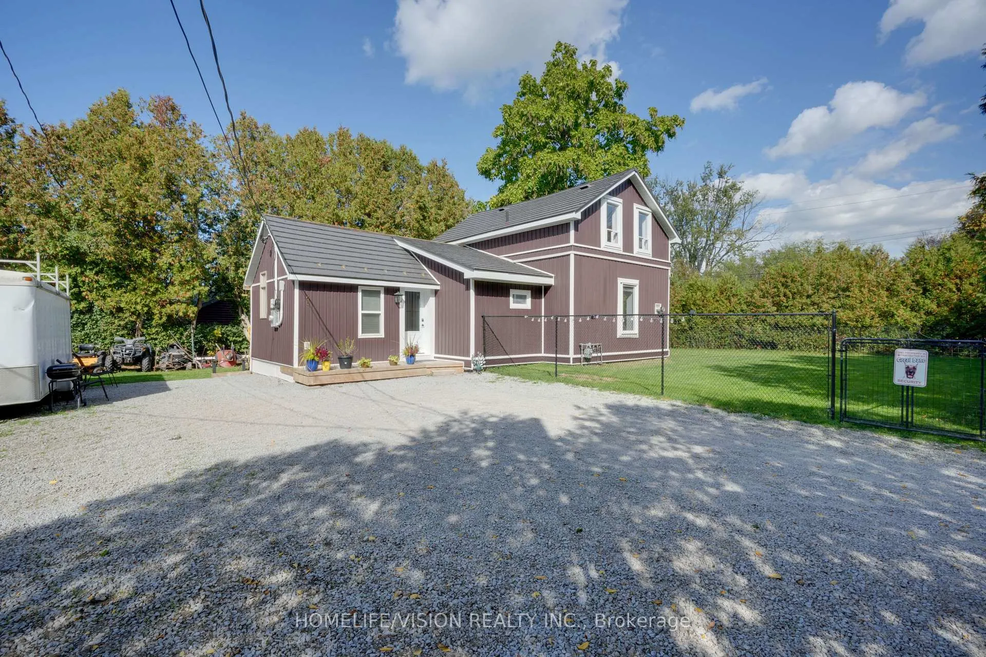 Photo 3 of 65 Bolster Lane, Georgina, Pefferlaw — HOMEH