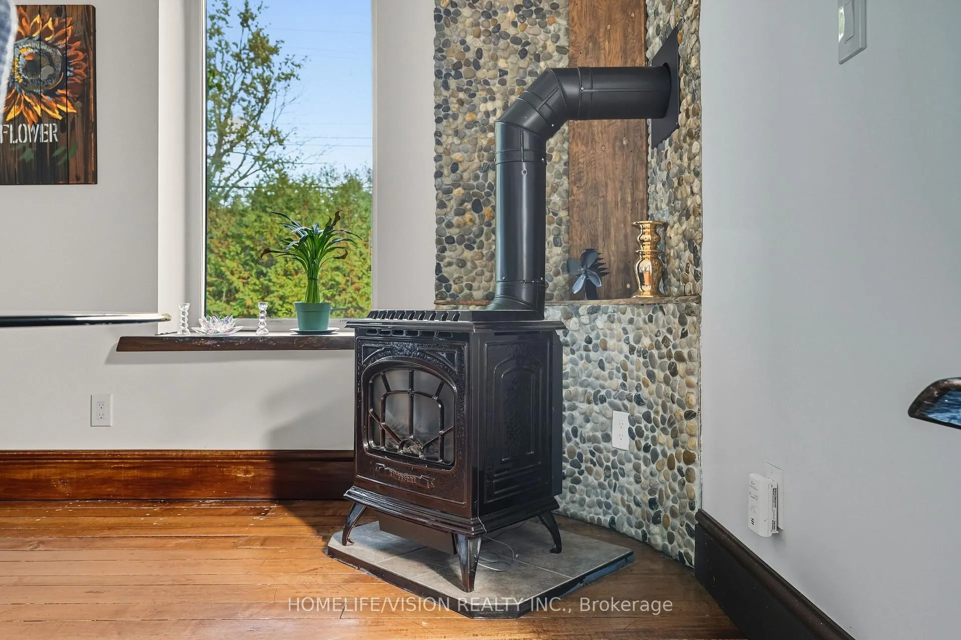 Photo 14 of 65 Bolster Lane, Georgina, Pefferlaw — HOMEH