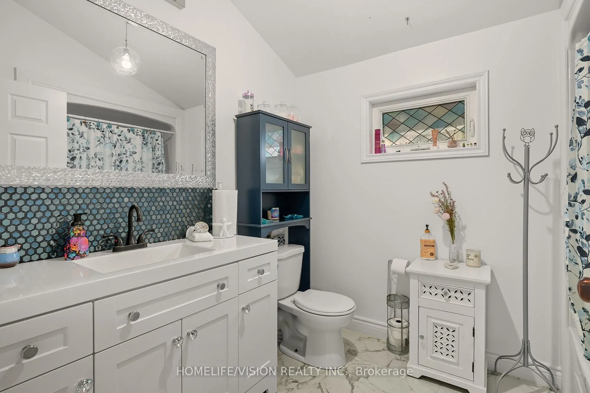 Photo 30 of 65 Bolster Lane, Georgina, Pefferlaw — HOMEH