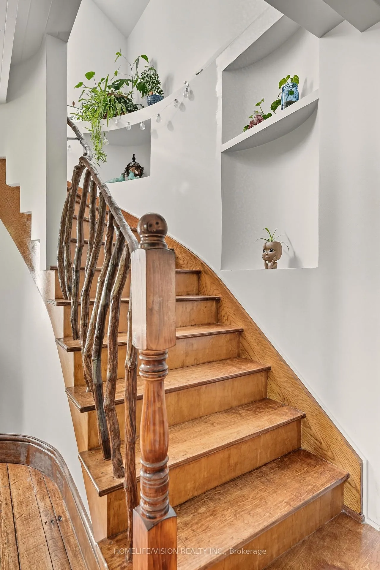 Photo 33 of 65 Bolster Lane, Georgina, Pefferlaw — HOMEH