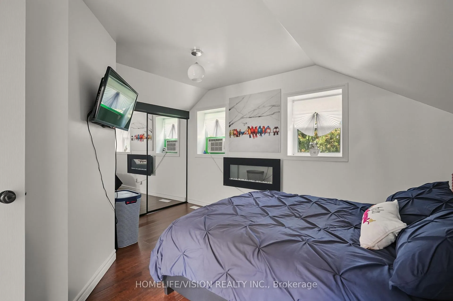 Photo 36 of 65 Bolster Lane, Georgina, Pefferlaw — HOMEH
