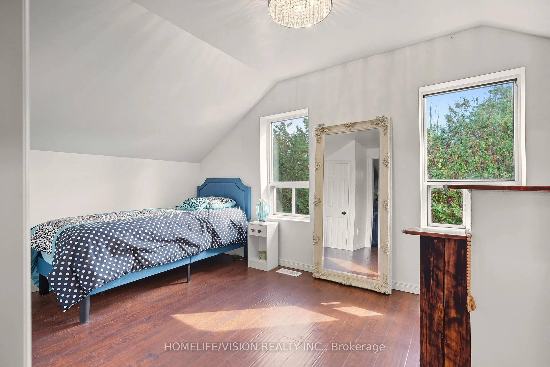 Photo 37 of 65 Bolster Lane, Georgina, Pefferlaw — HOMEH