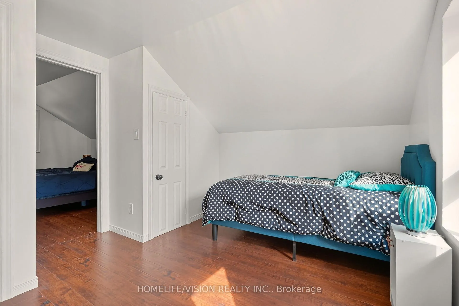 Photo 38 of 65 Bolster Lane, Georgina, Pefferlaw — HOMEH