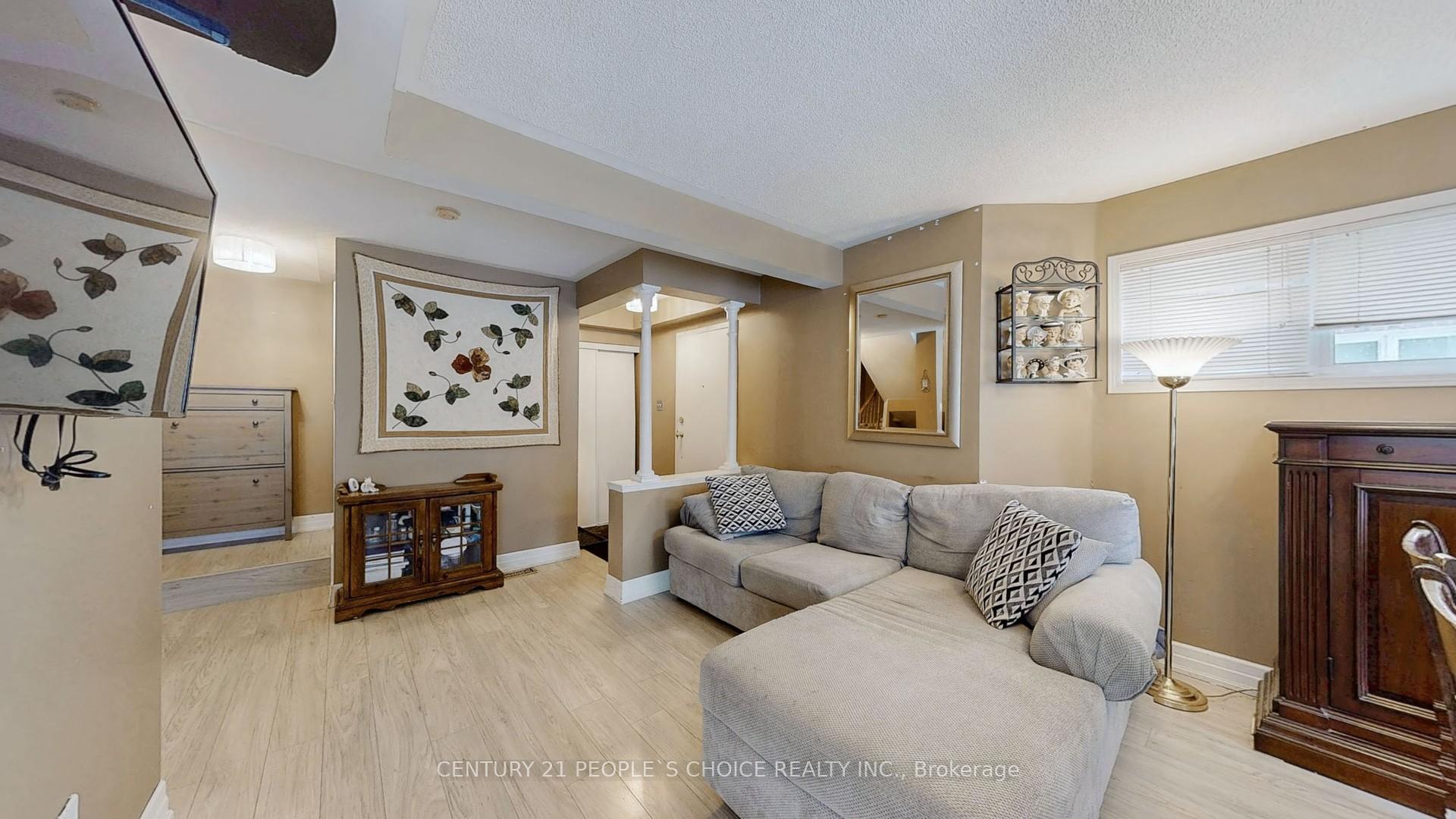 Photo 8 of Unit 136, 18 Clark Avenue, Vaughan, Crestwood-Springfarm-Yorkhill — HOMEH
